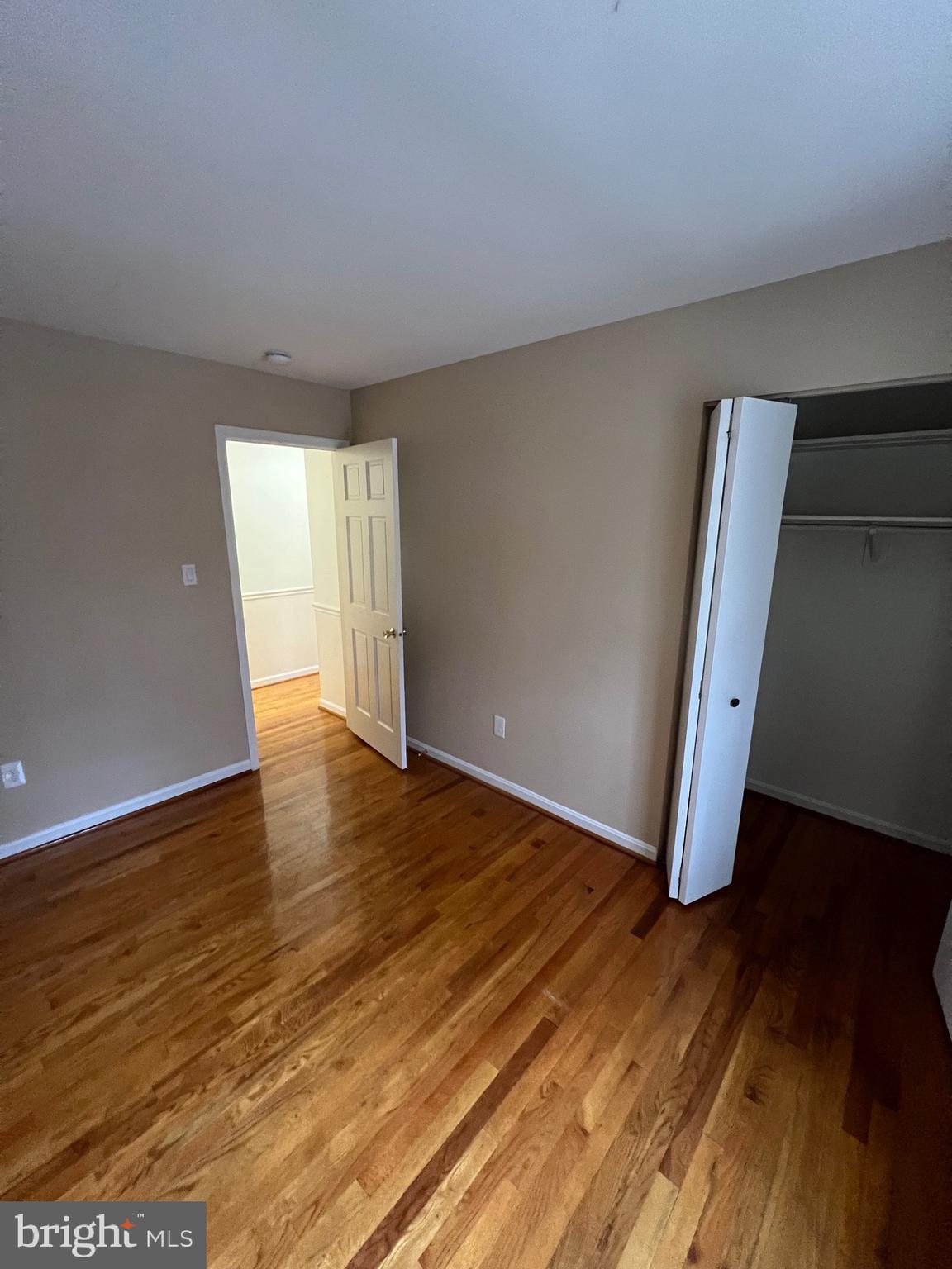 BOND MILL PARK - Residential Lease