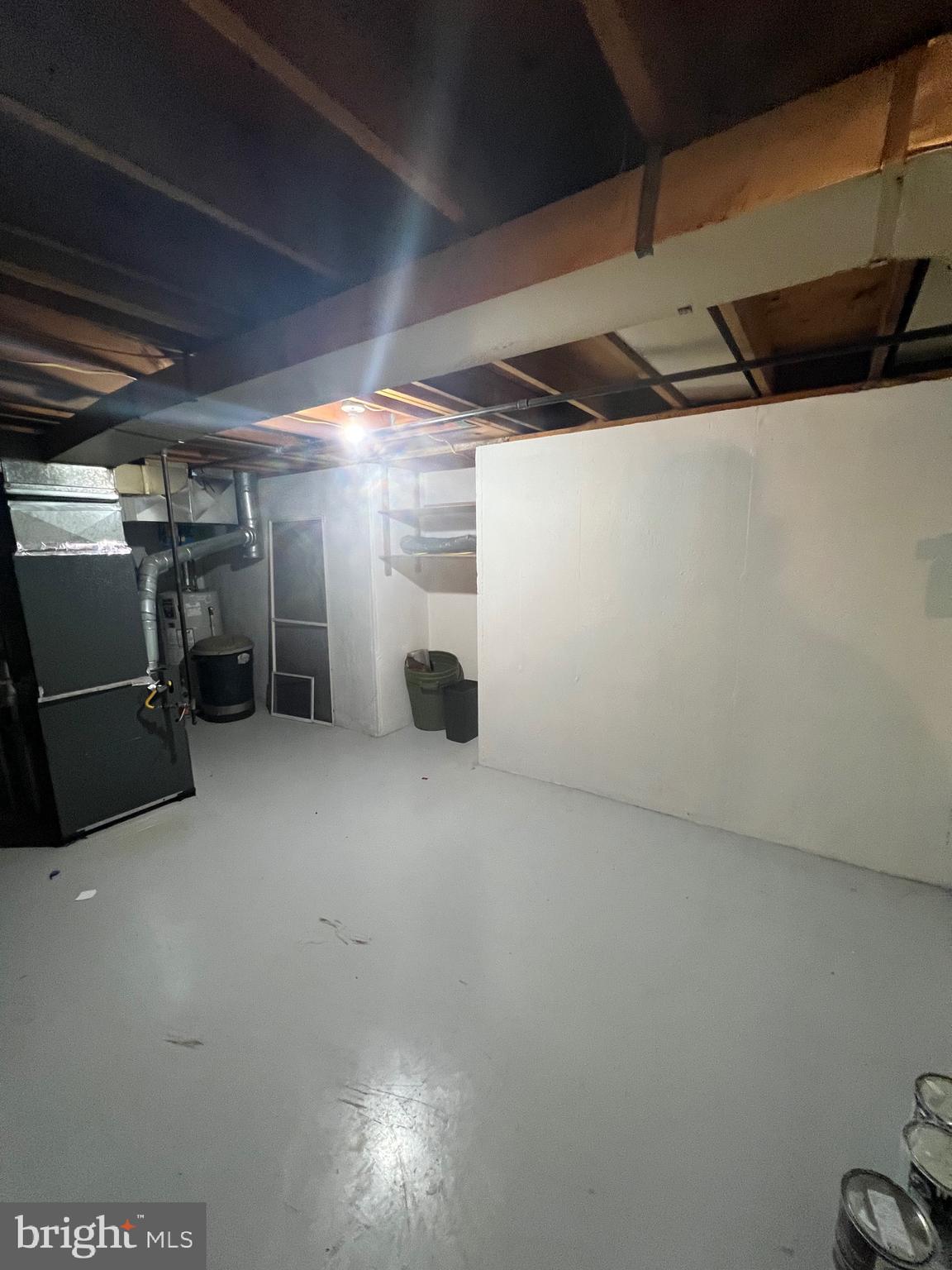 BOND MILL PARK - Residential Lease