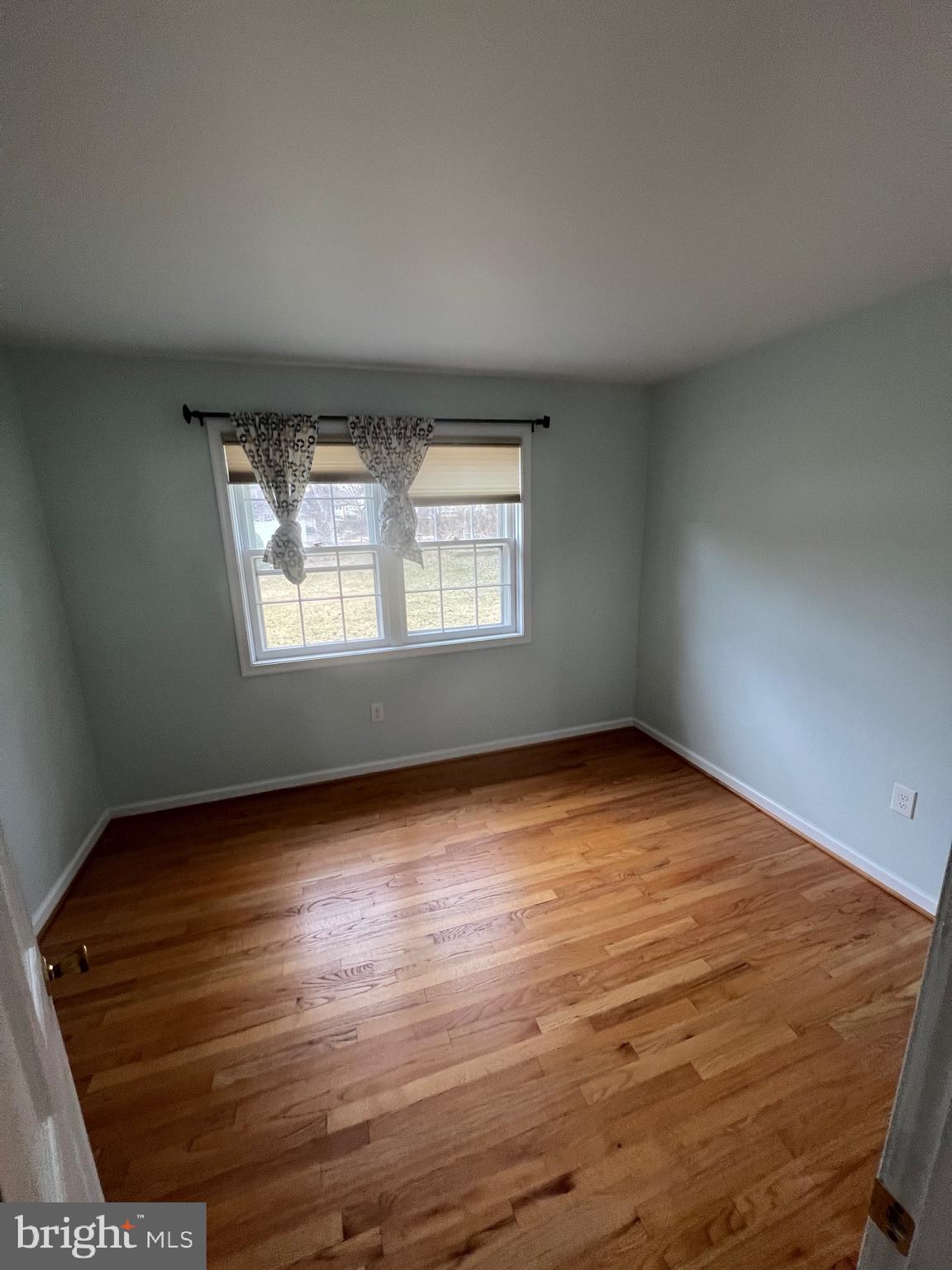 BOND MILL PARK - Residential Lease