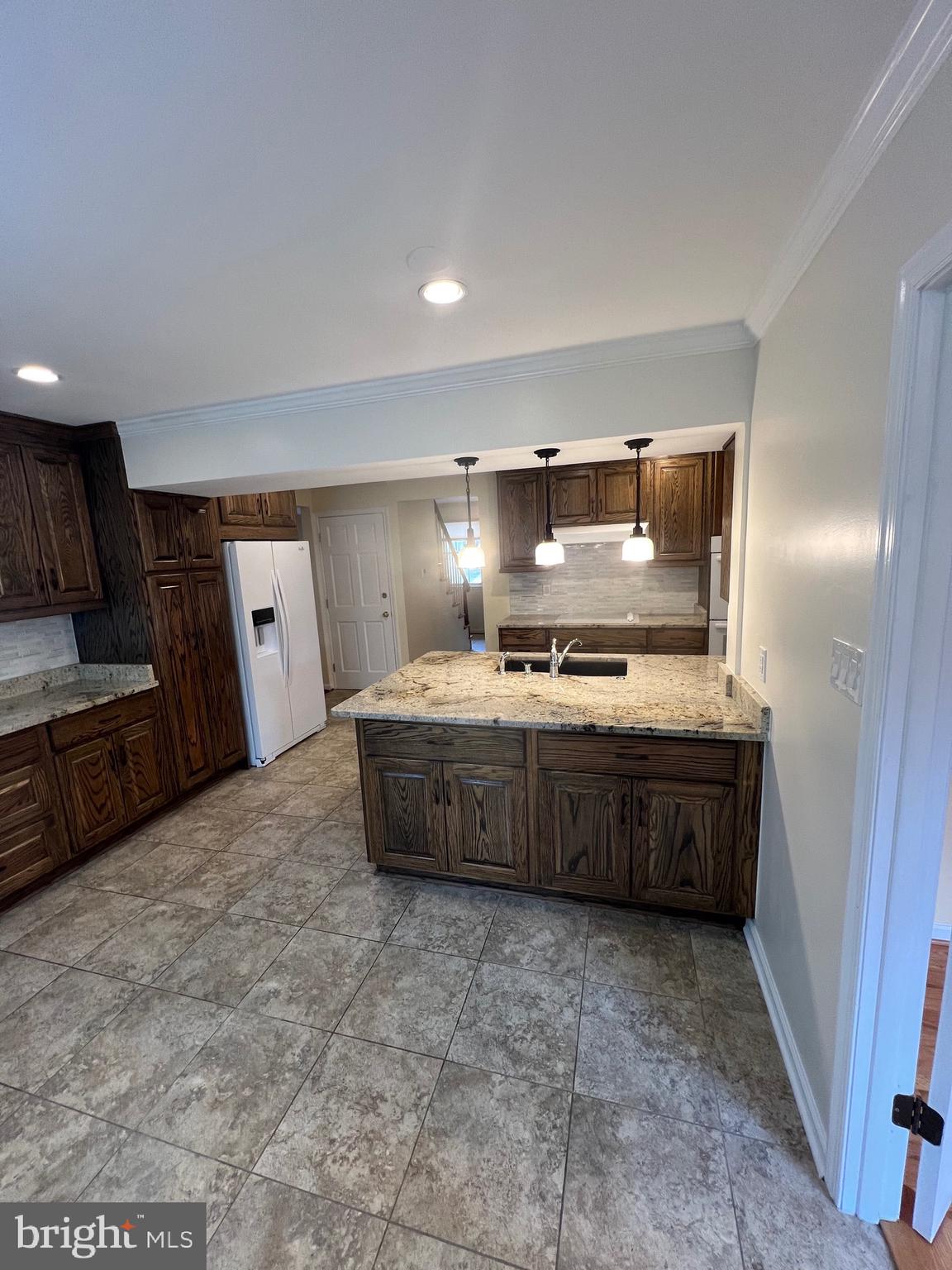 BOND MILL PARK - Residential Lease