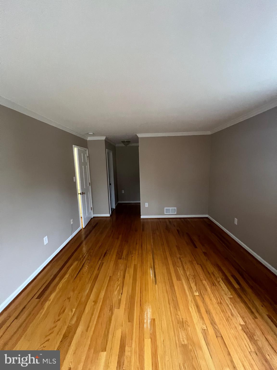 BOND MILL PARK - Residential Lease