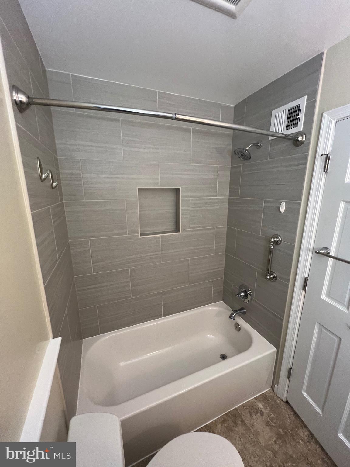 BOND MILL PARK - Residential Lease