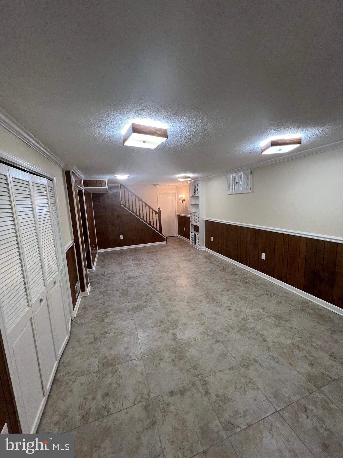 BOND MILL PARK - Residential Lease