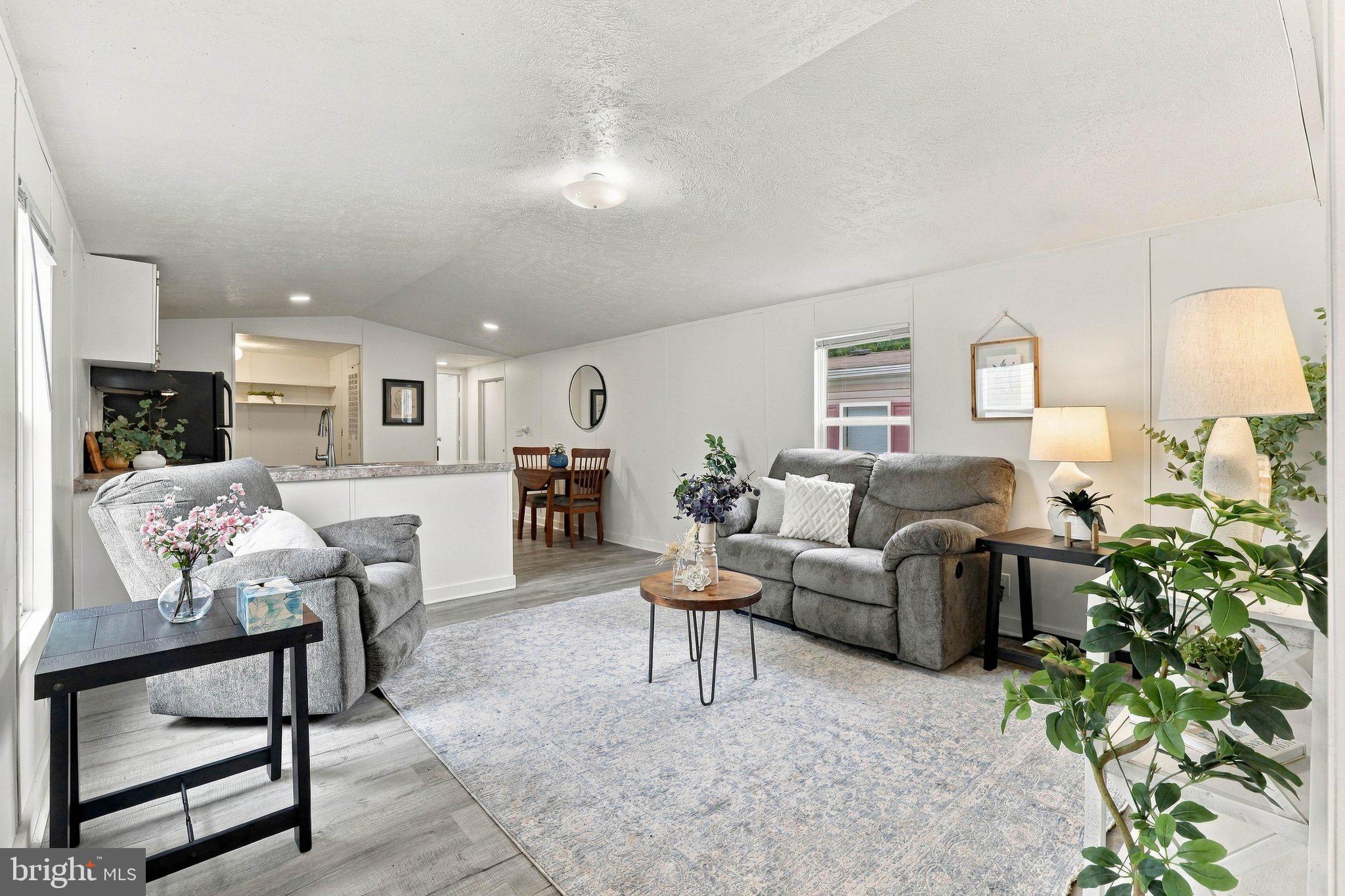 3 PLEASANT HILL AVENUE