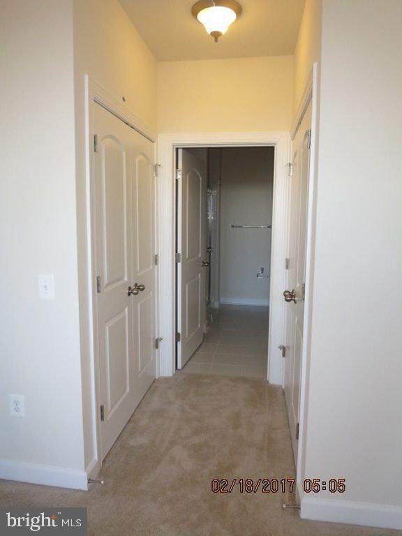 DISCOVERY SQUARE - Residential Lease