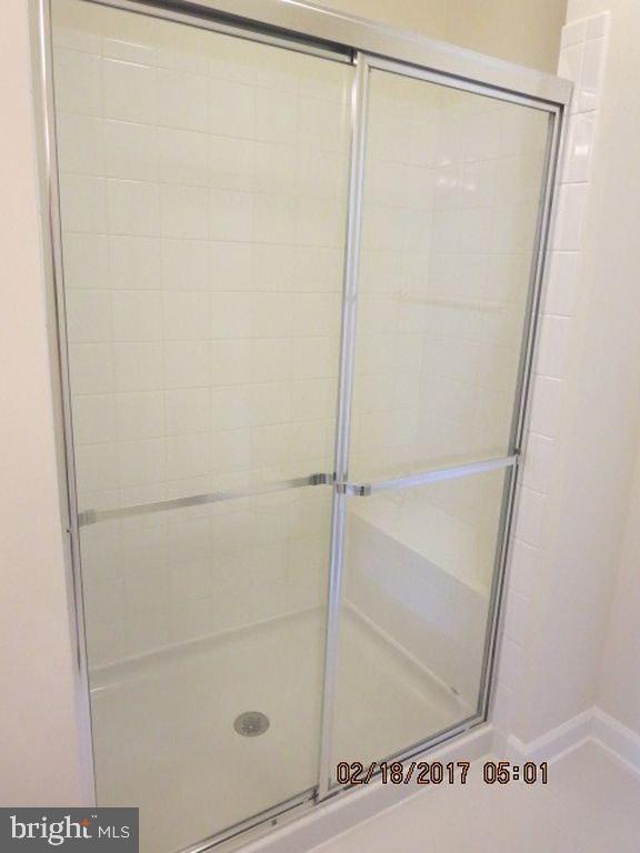 DISCOVERY SQUARE - Residential Lease