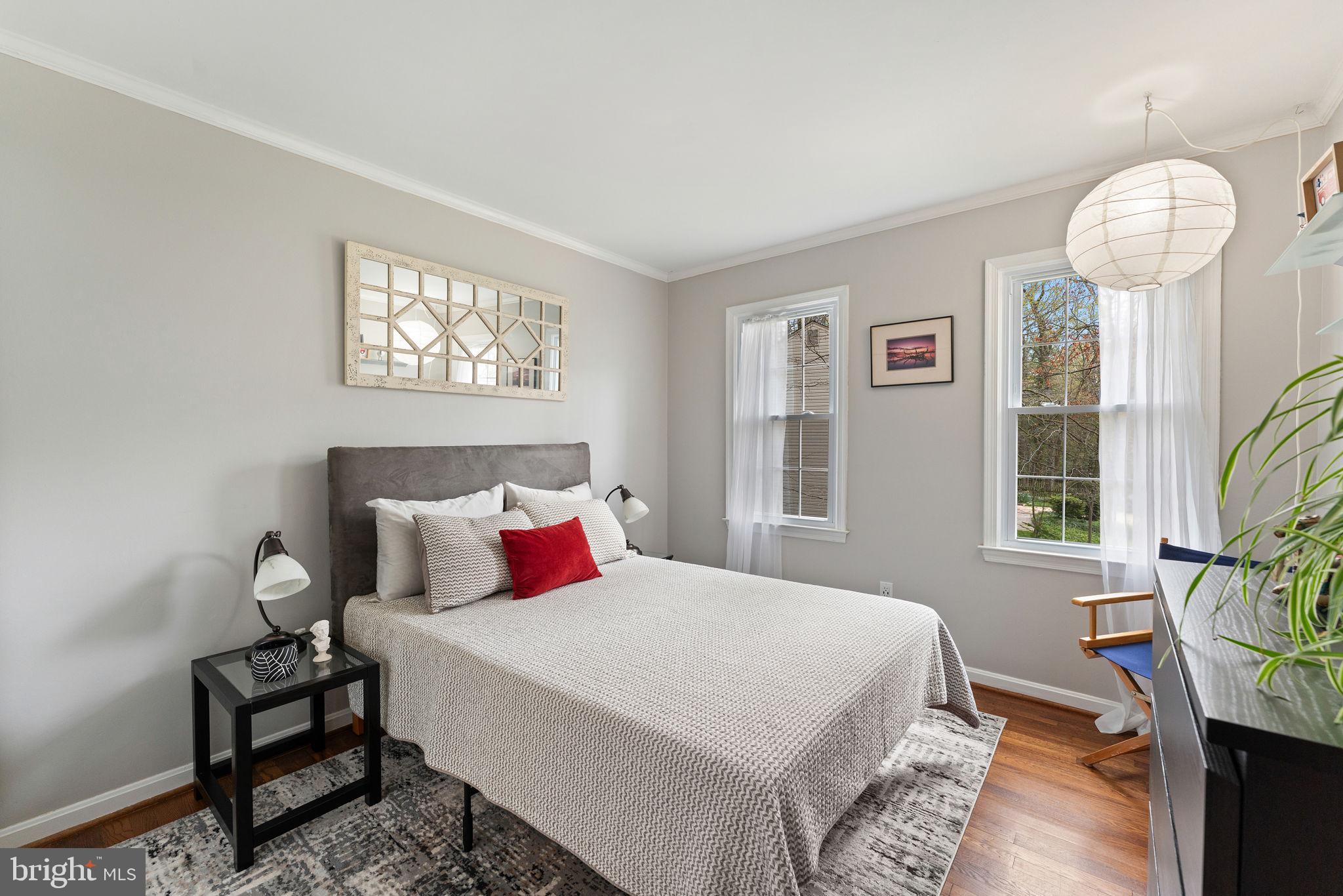 LAKE BRADDOCK - Residential