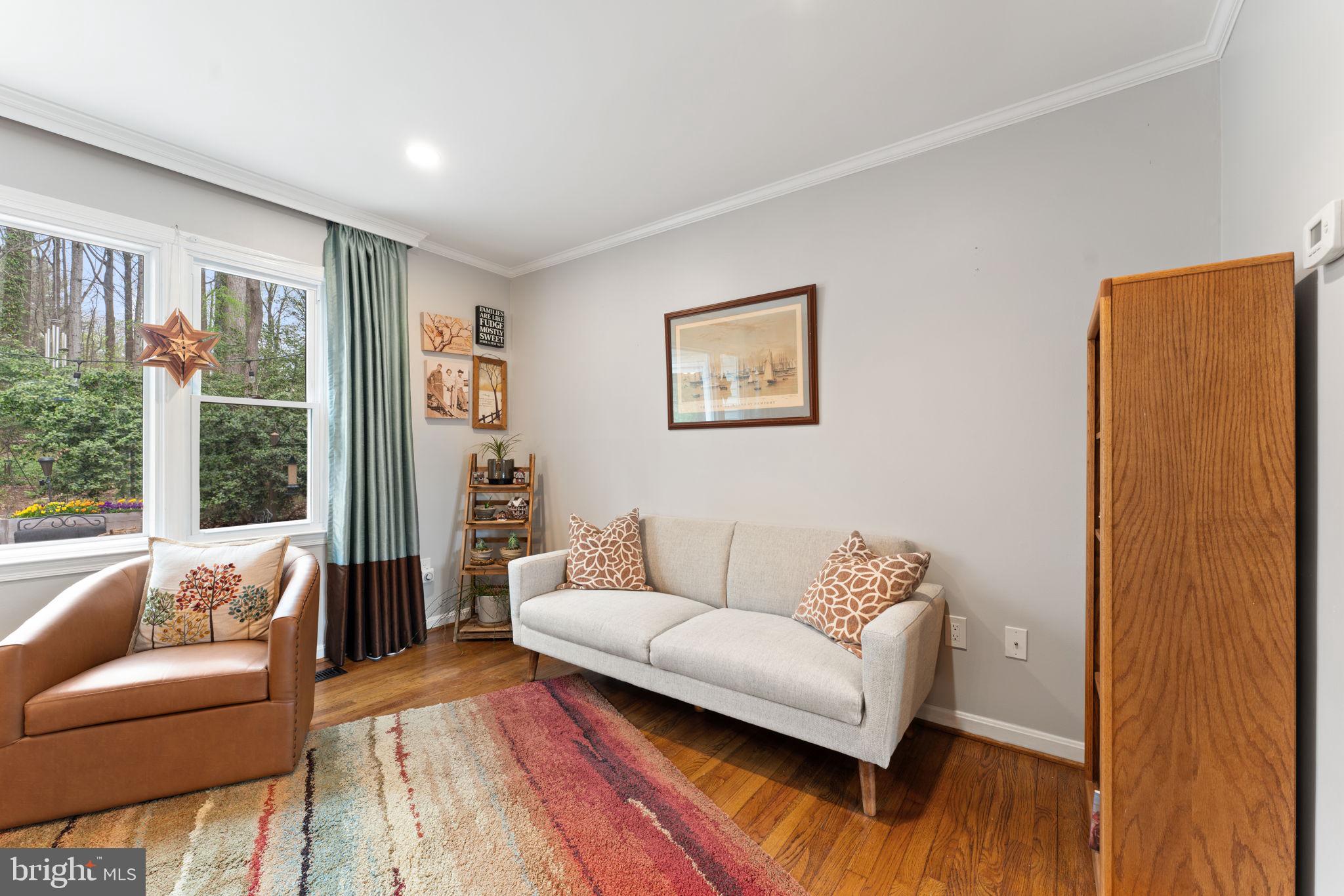 LAKE BRADDOCK - Residential