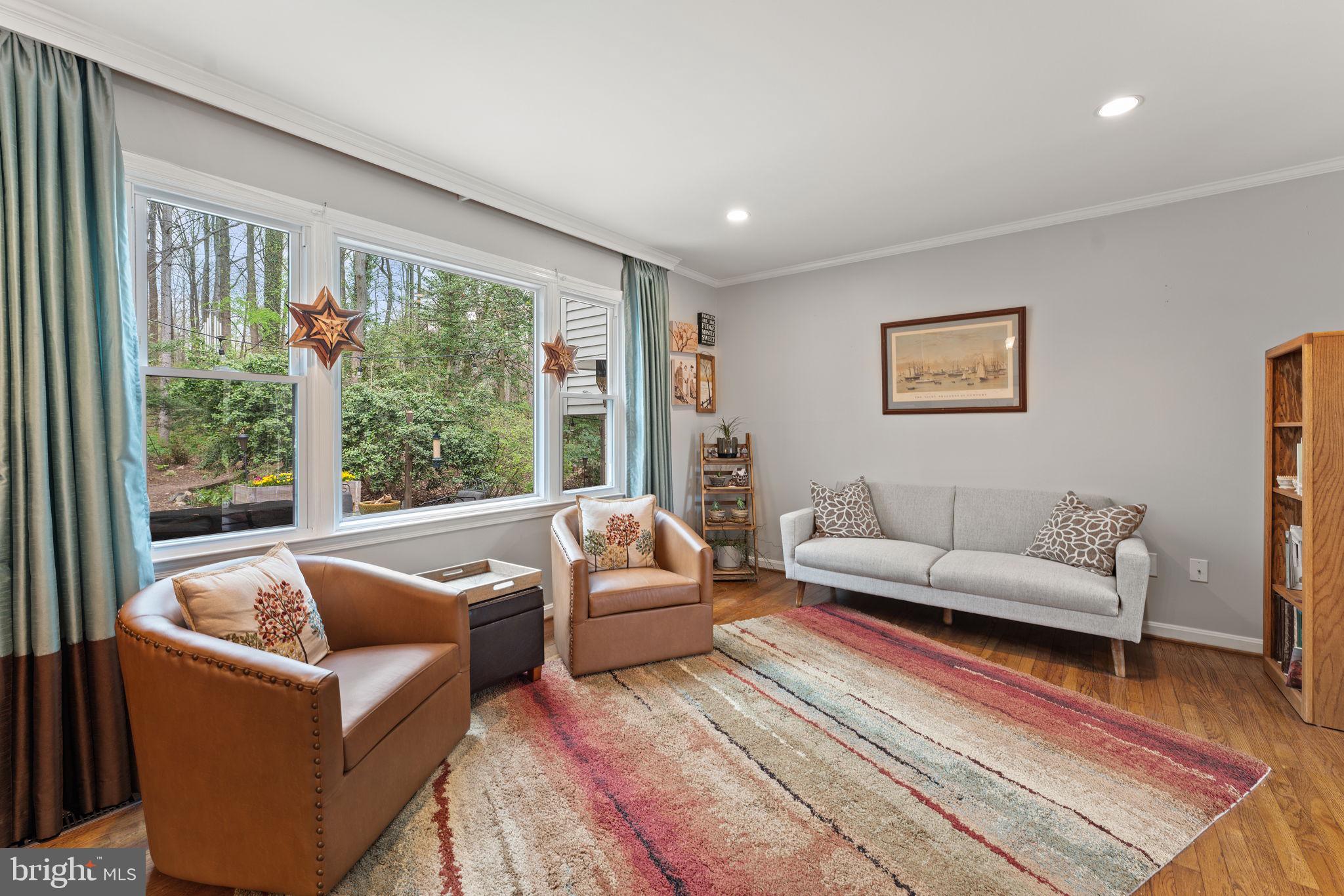 LAKE BRADDOCK - Residential