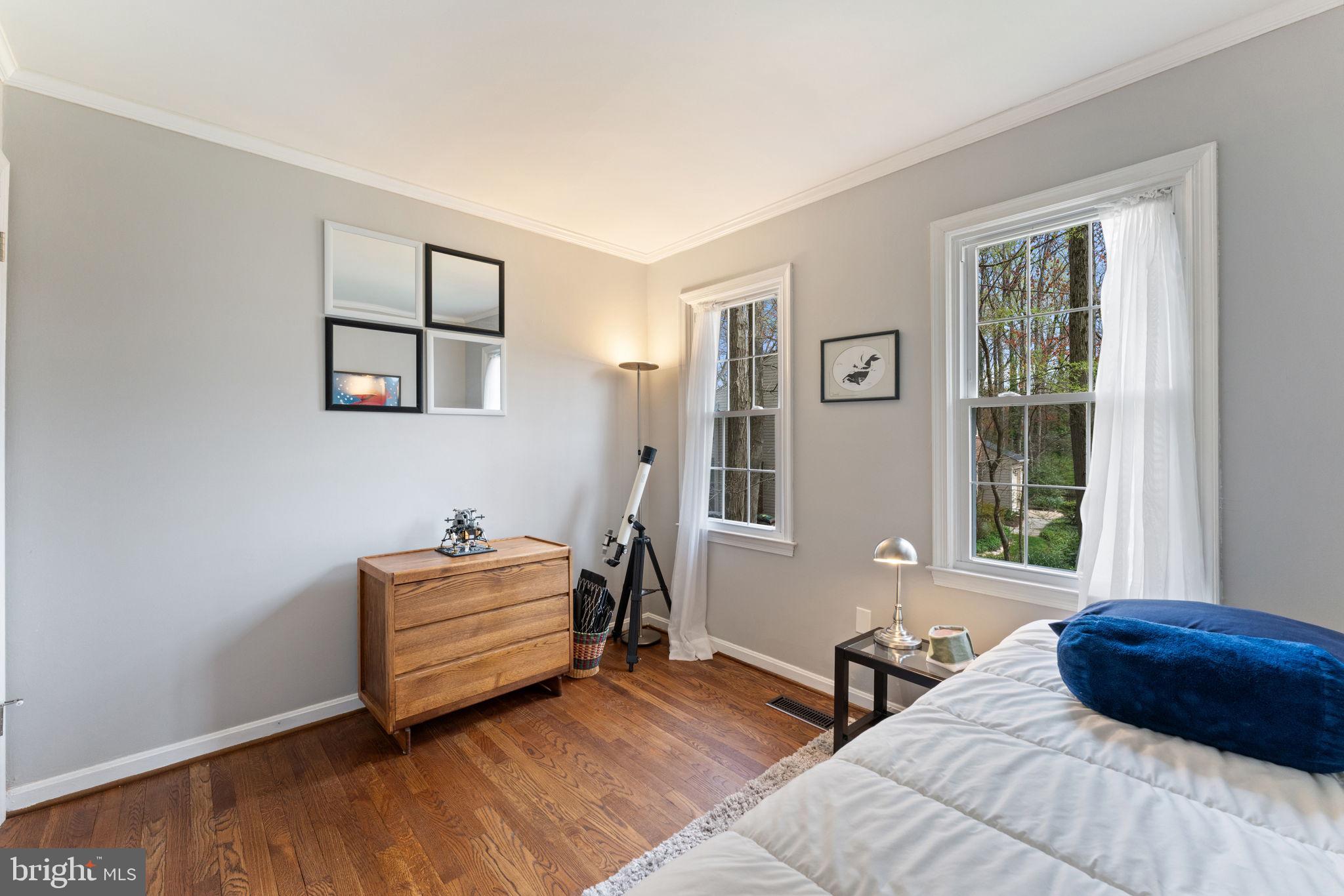 LAKE BRADDOCK - Residential