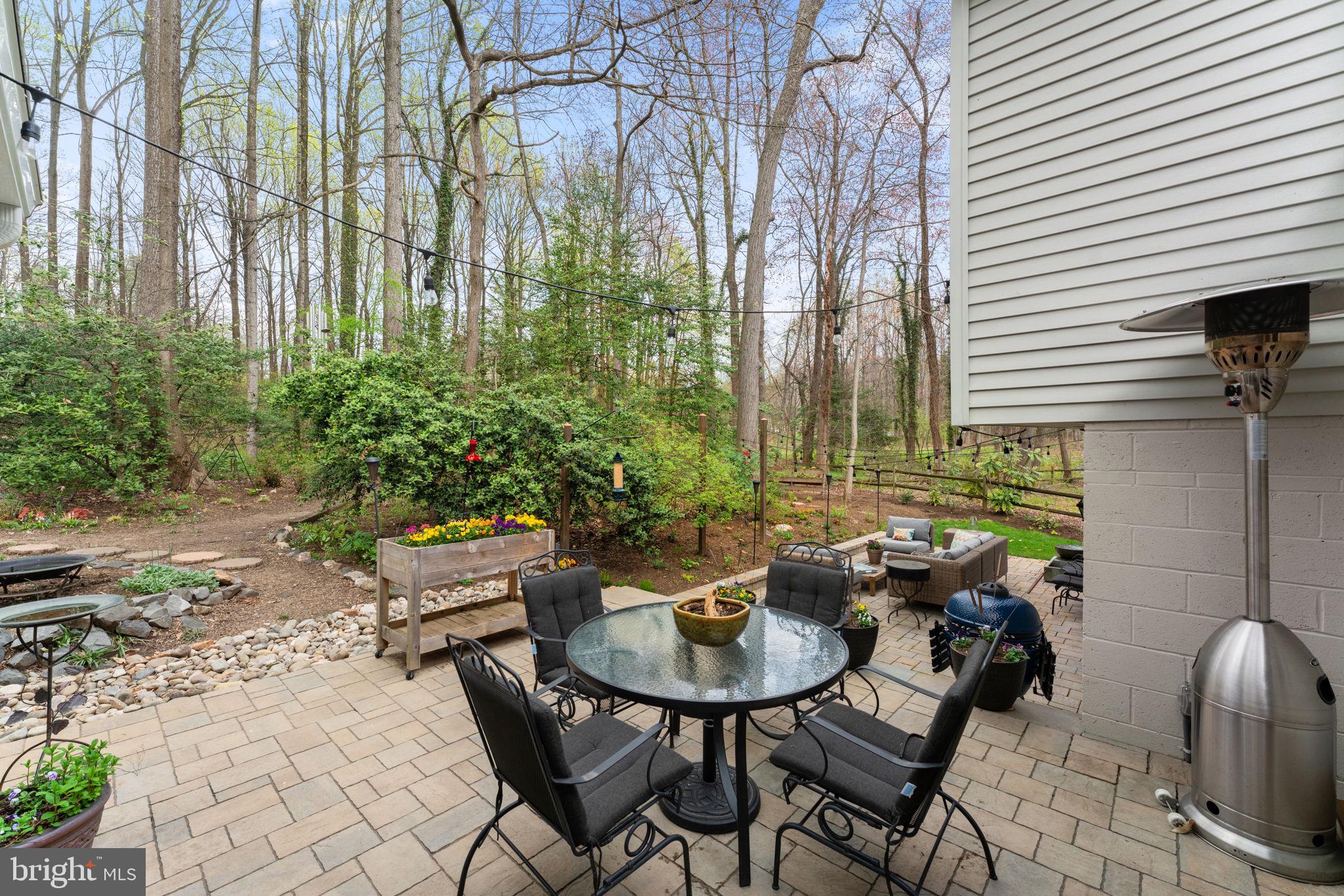 LAKE BRADDOCK - Residential