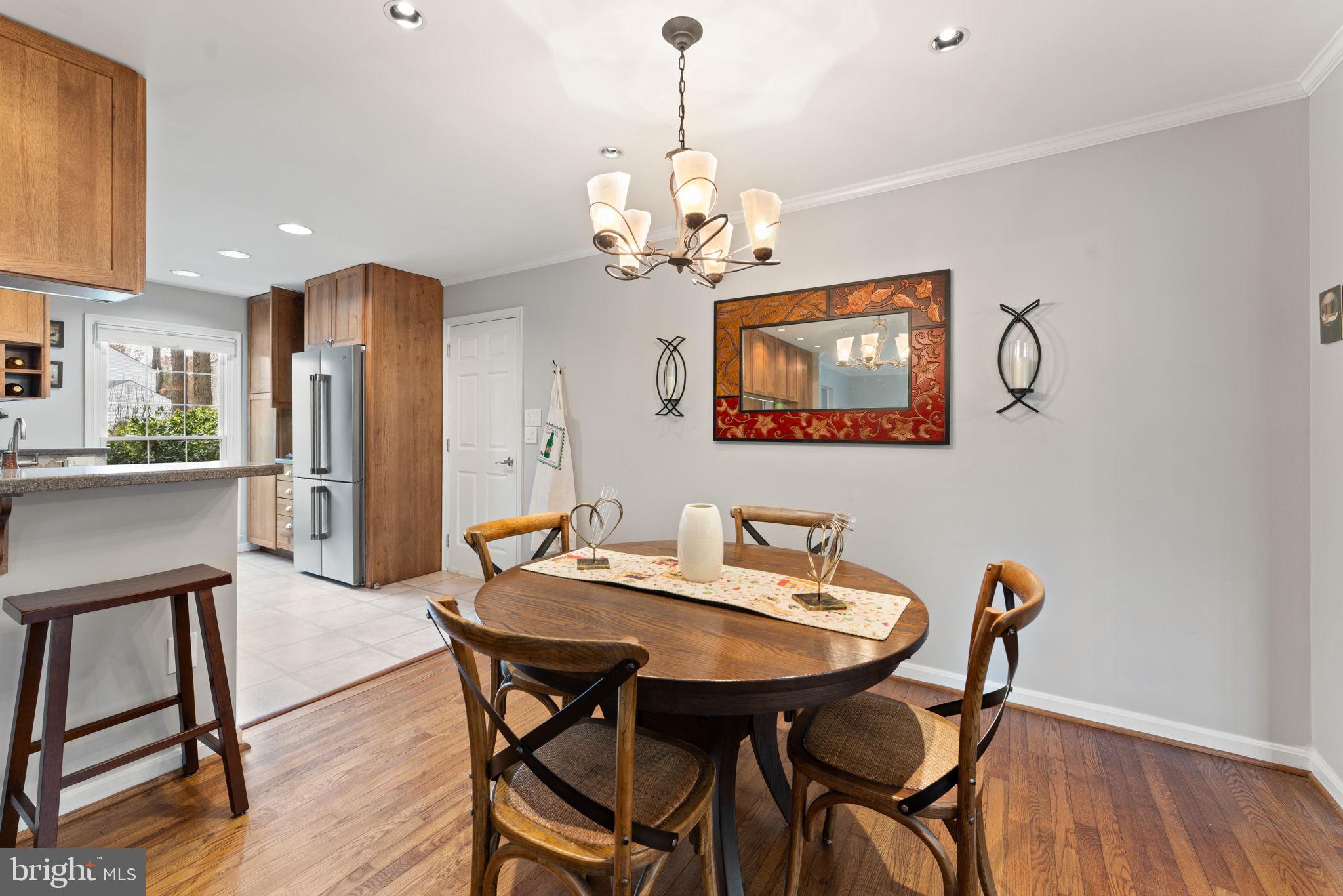 LAKE BRADDOCK - Residential