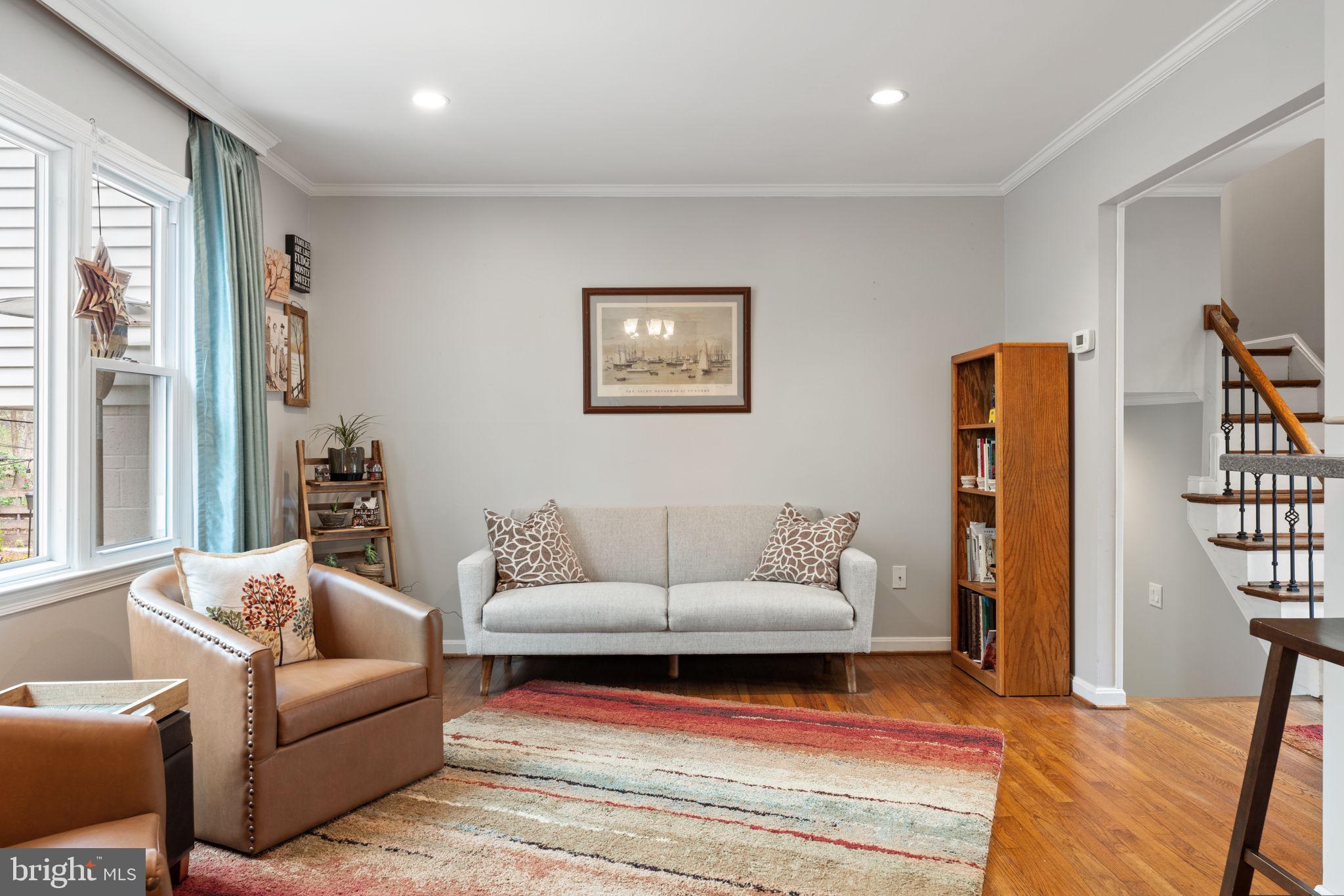 LAKE BRADDOCK - Residential