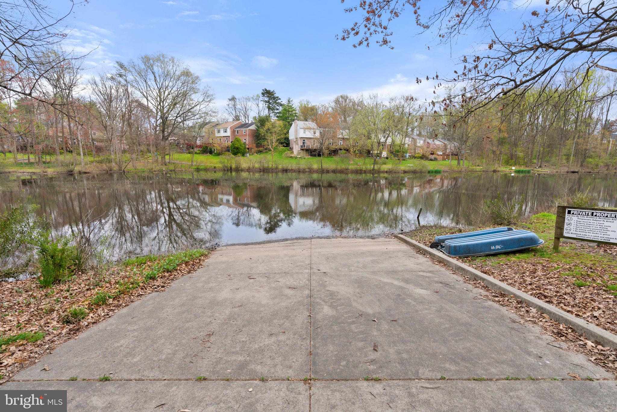 LAKE BRADDOCK - Residential