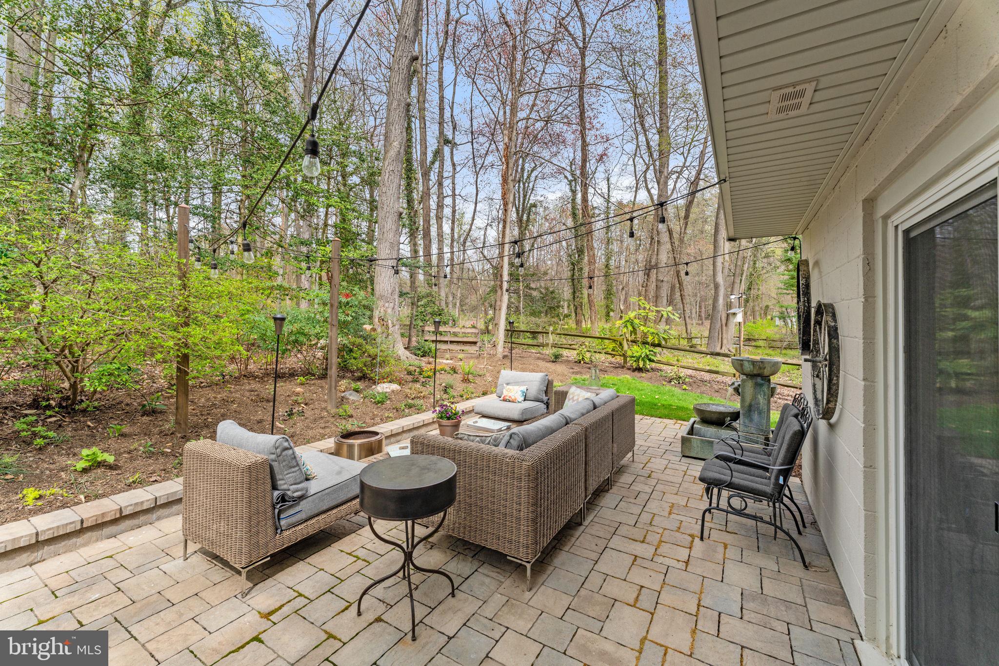 LAKE BRADDOCK - Residential