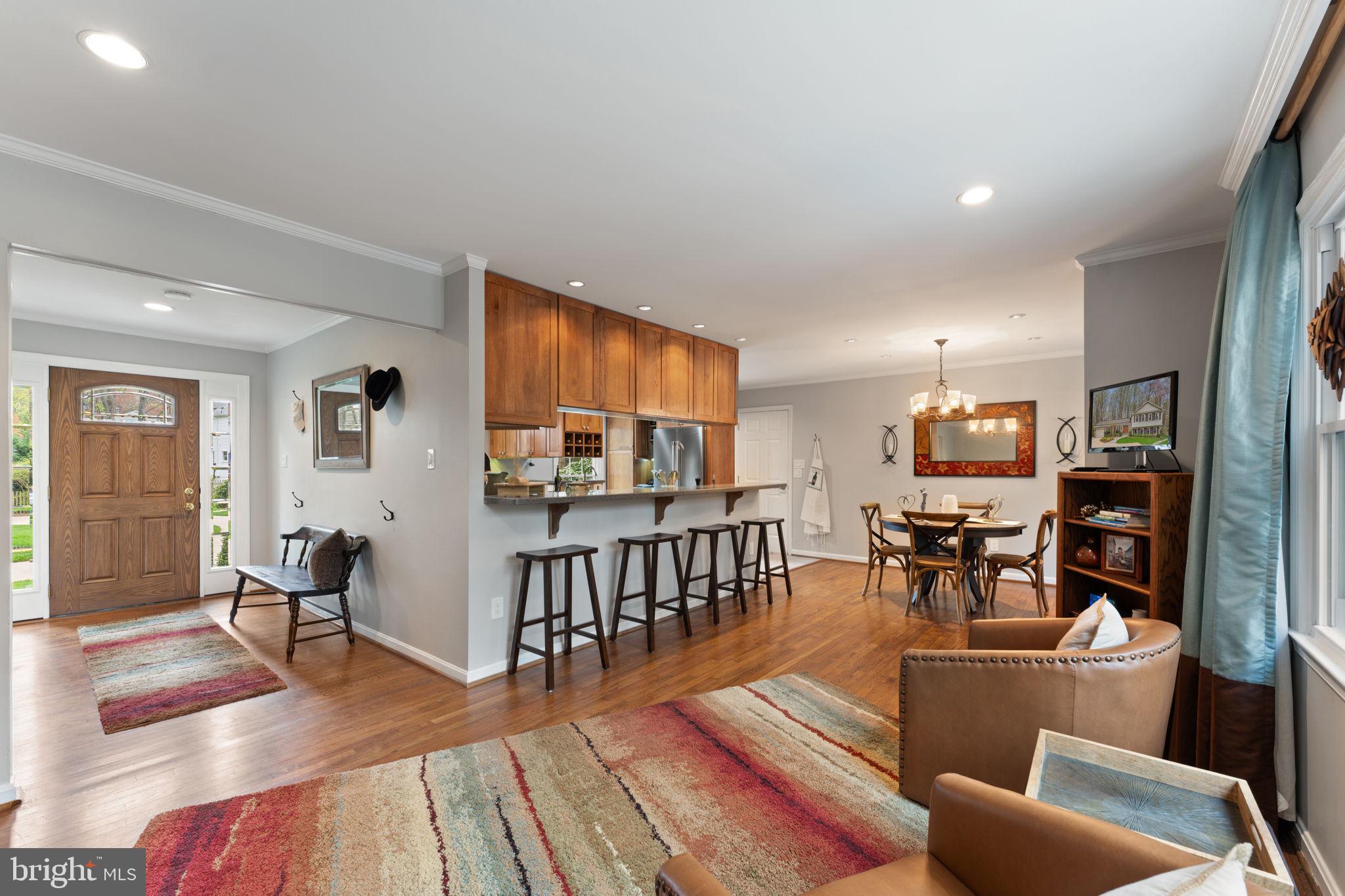 LAKE BRADDOCK - Residential