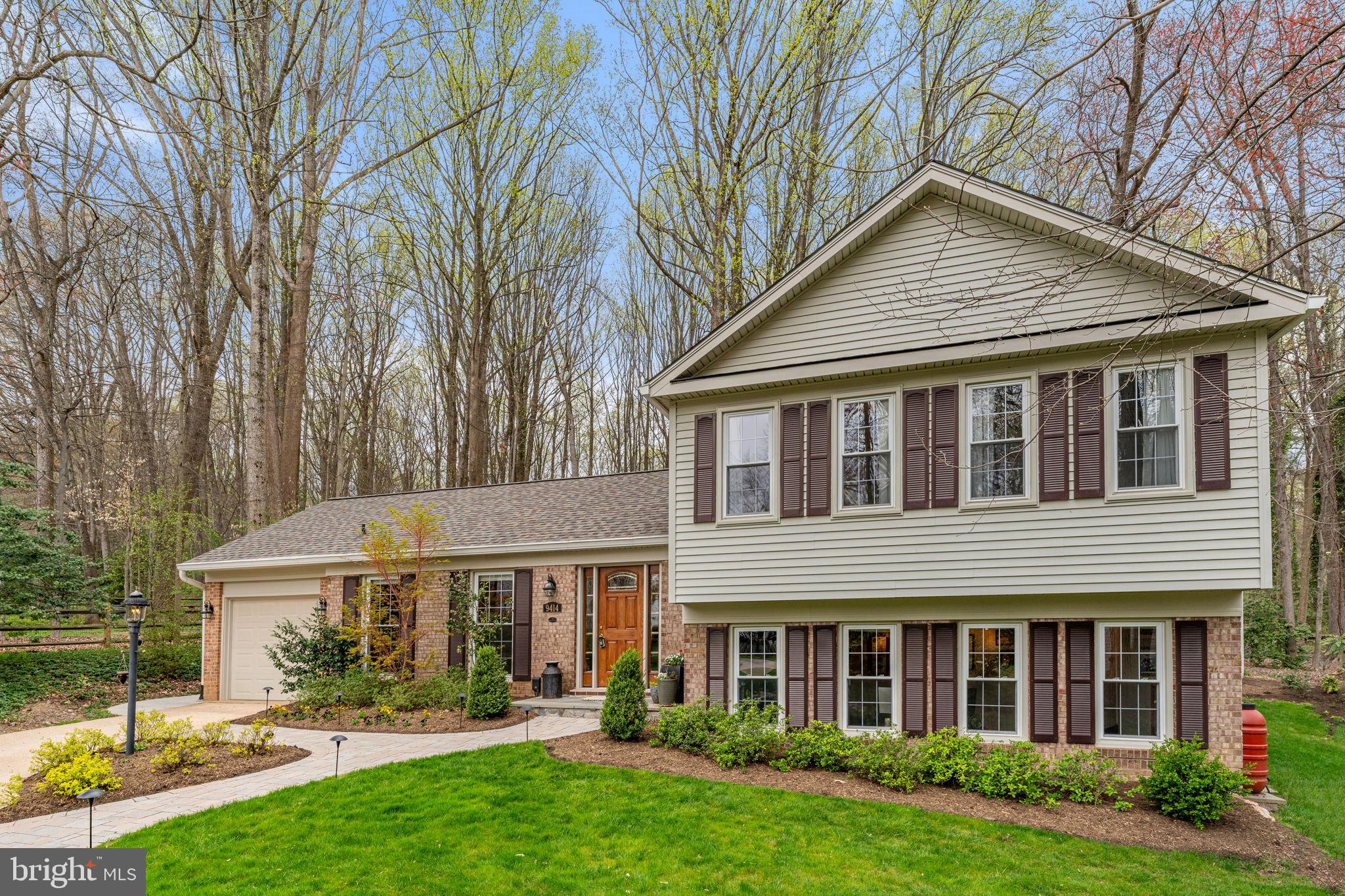 LAKE BRADDOCK - Residential