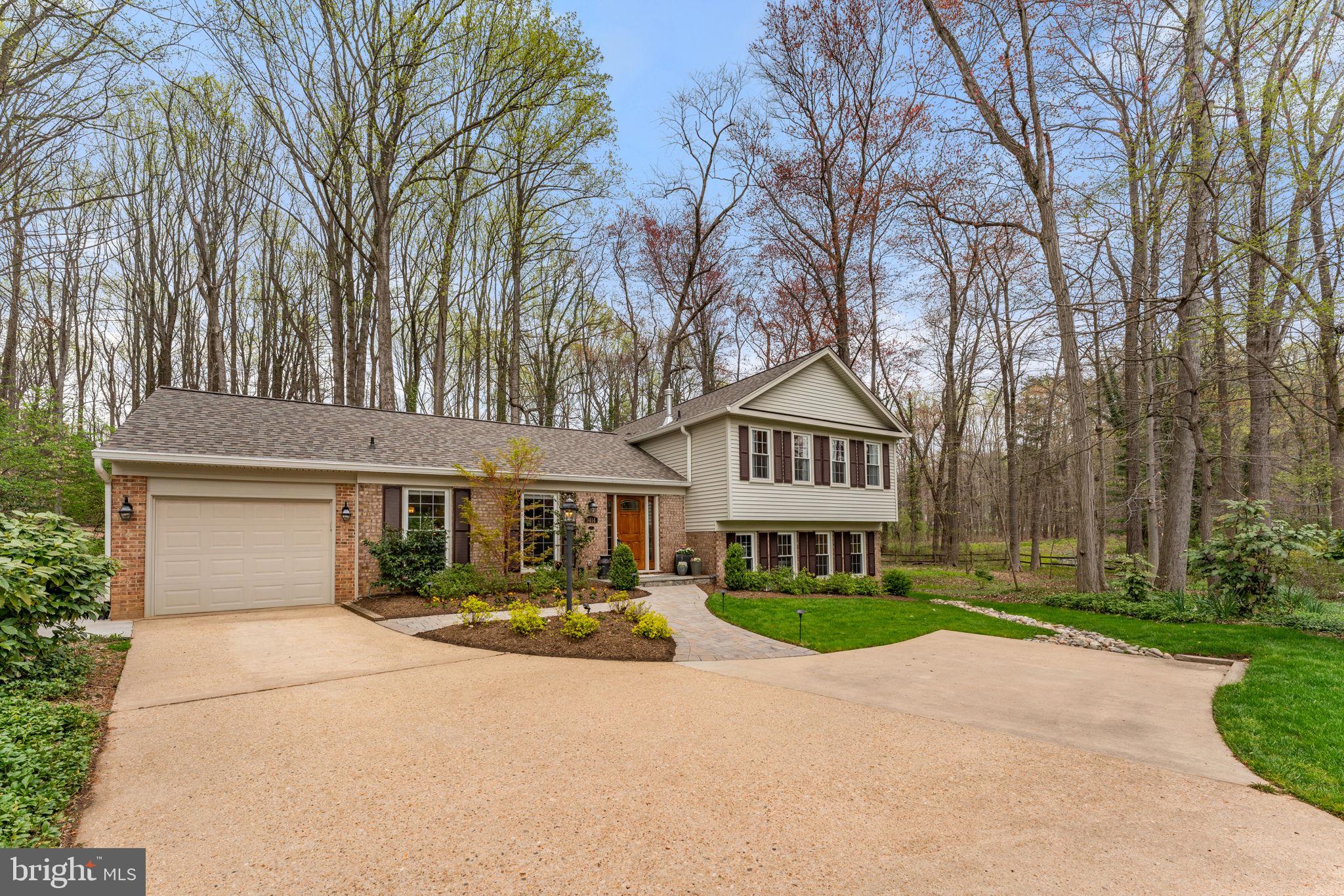 LAKE BRADDOCK - Residential