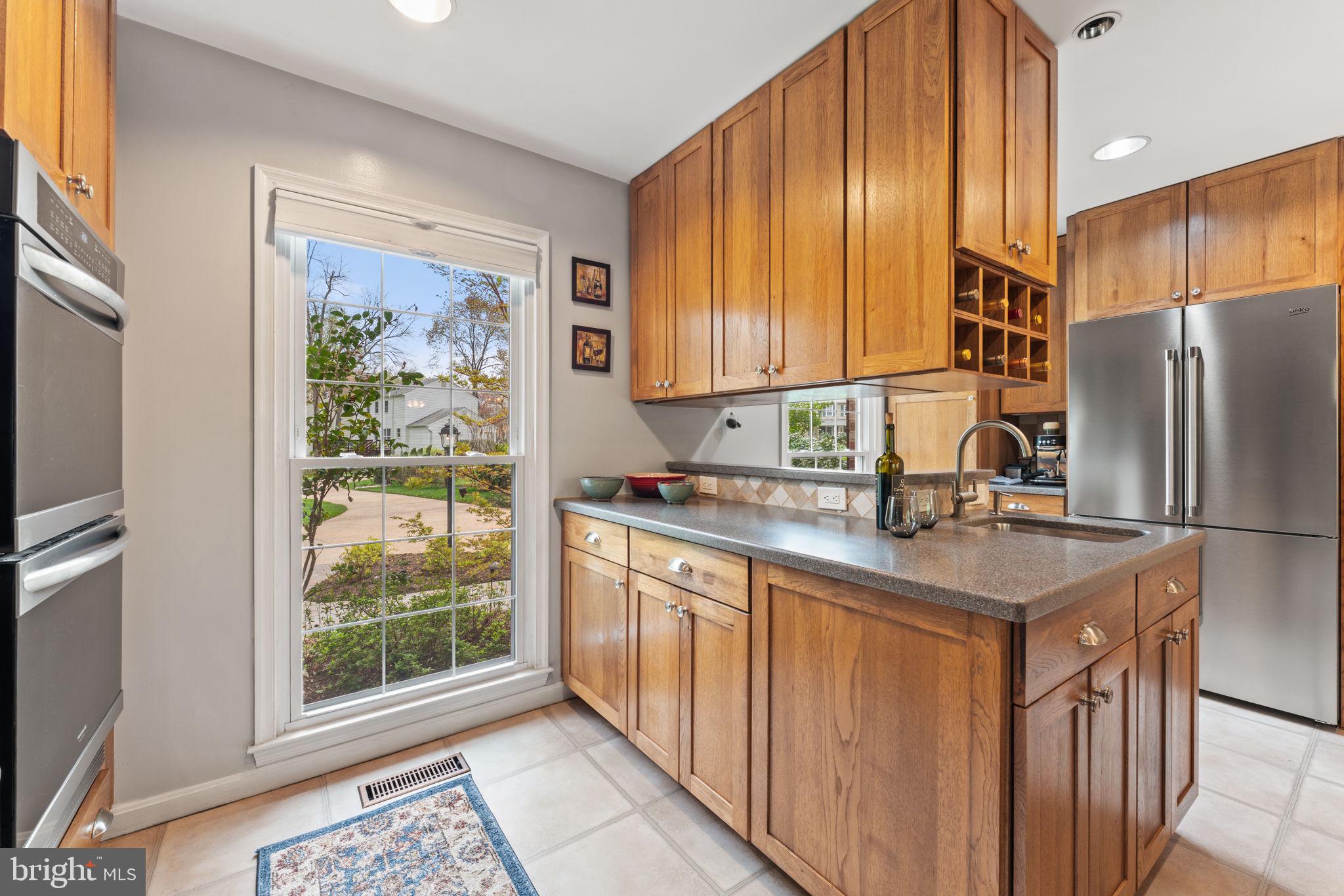 LAKE BRADDOCK - Residential