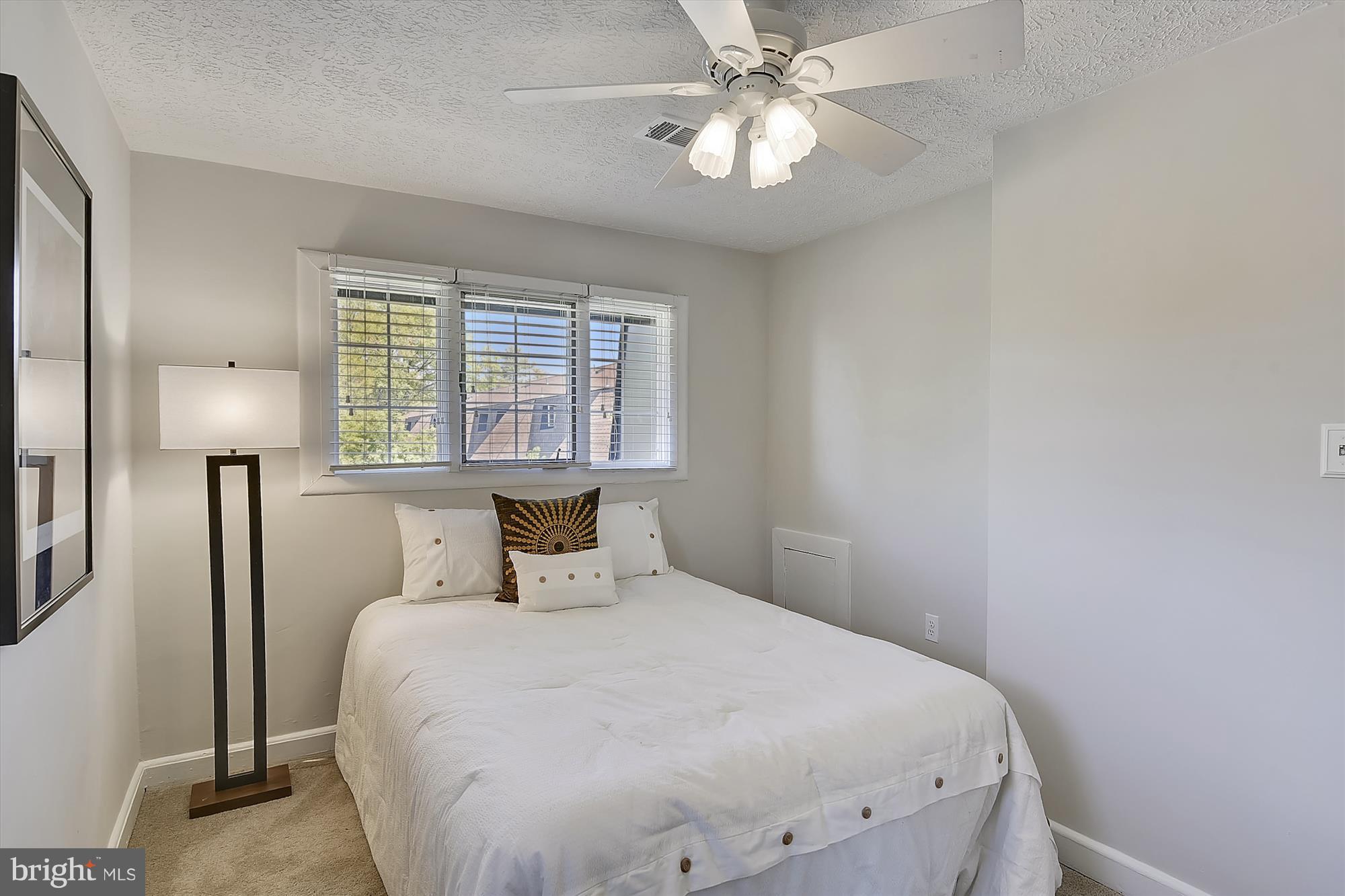 WINTER HILL - Residential