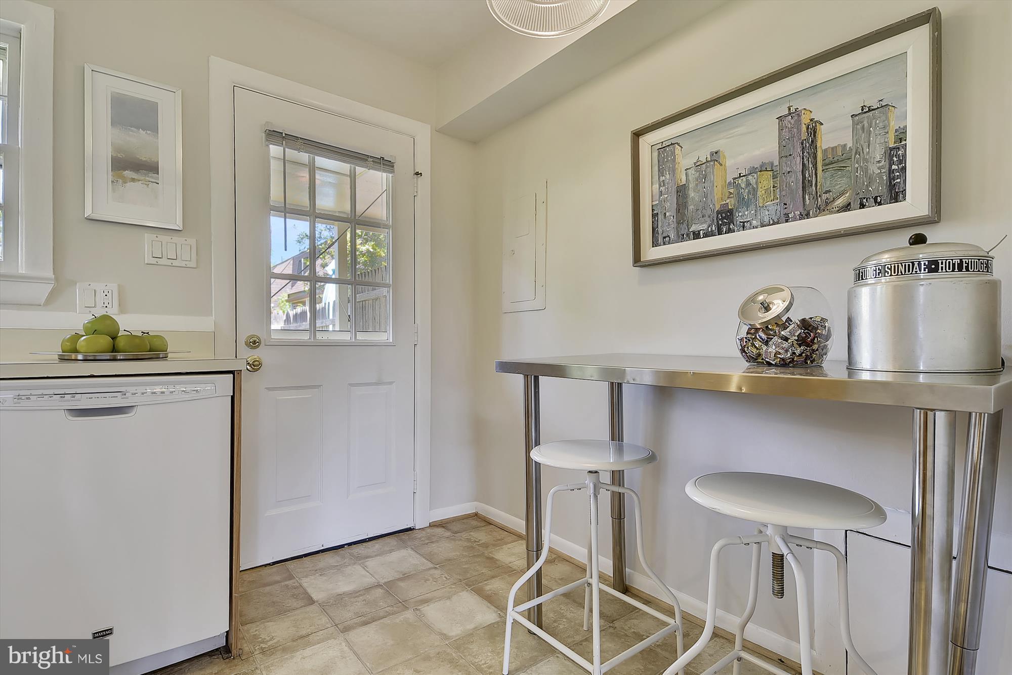 WINTER HILL - Residential