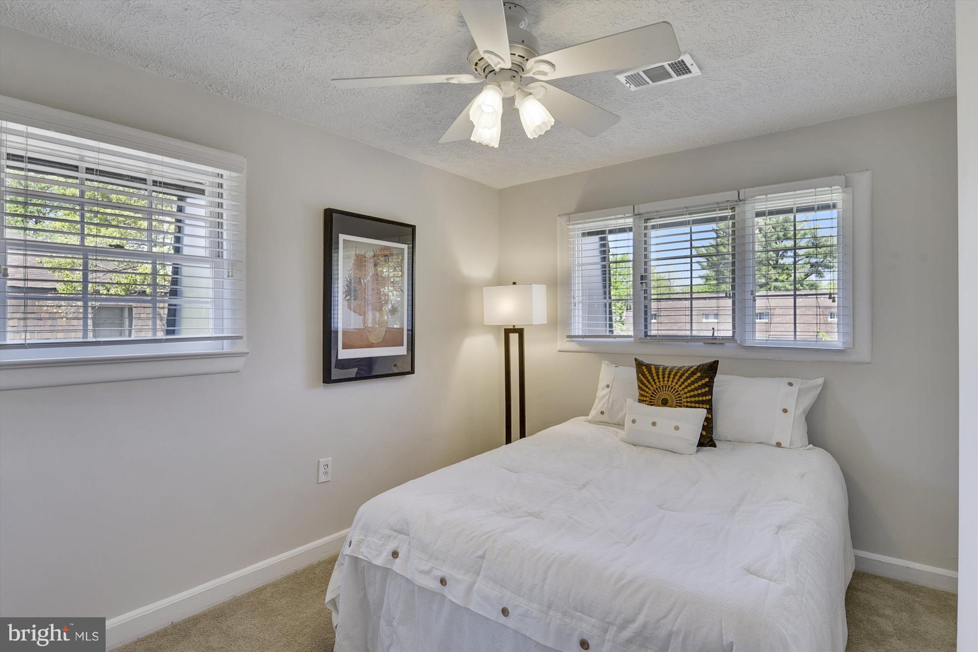 WINTER HILL - Residential