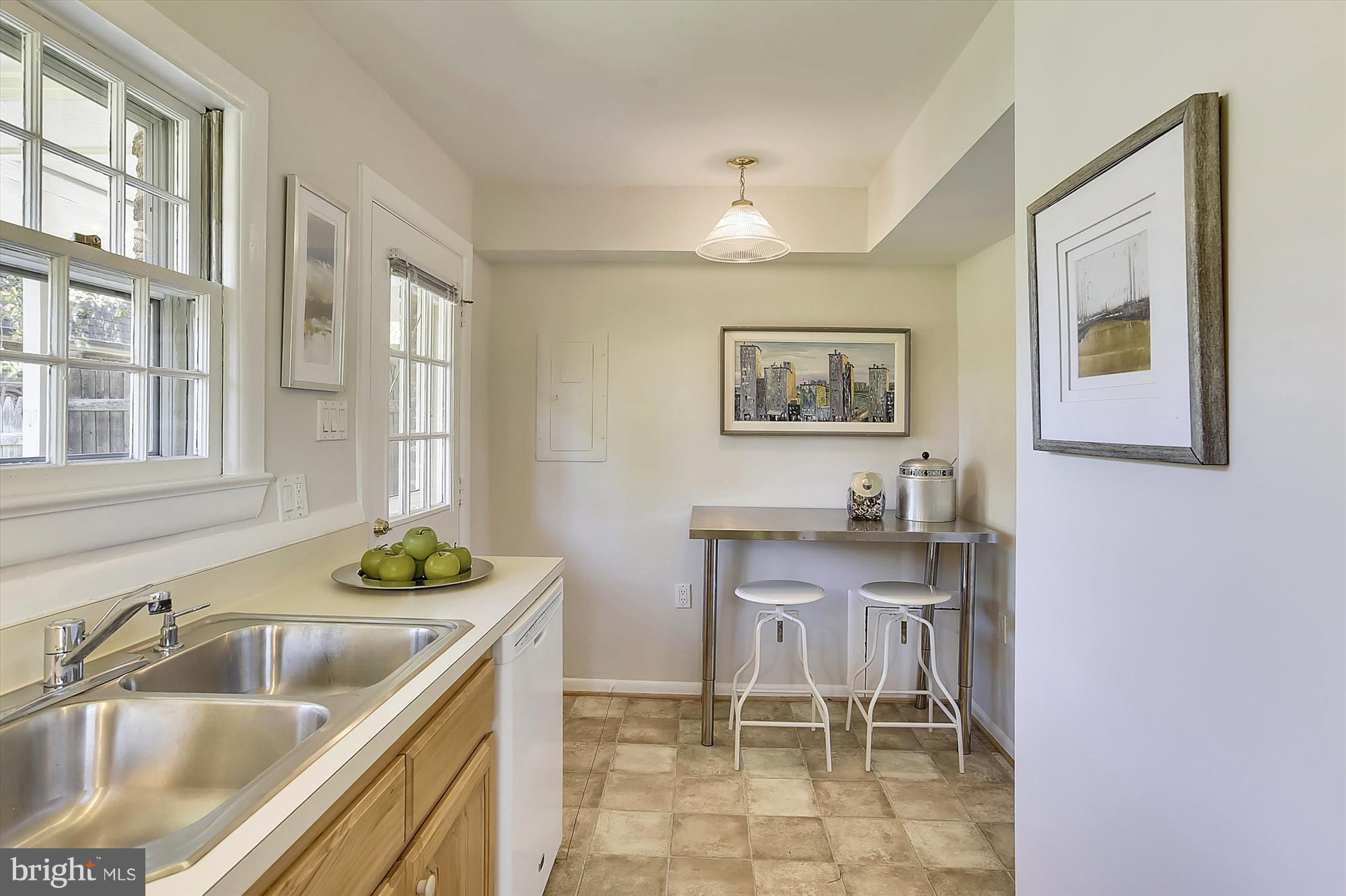 WINTER HILL - Residential