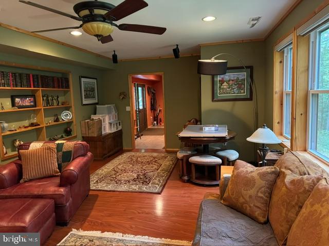 STONEWALL 1 - Residential