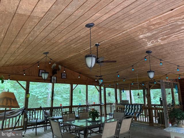 STONEWALL 1 - Residential