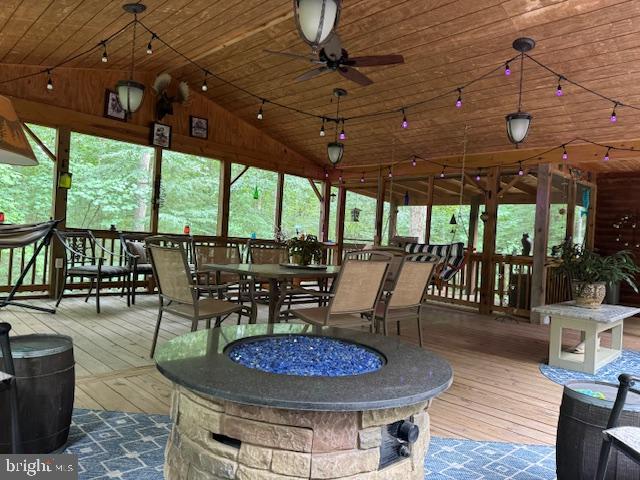 STONEWALL 1 - Residential