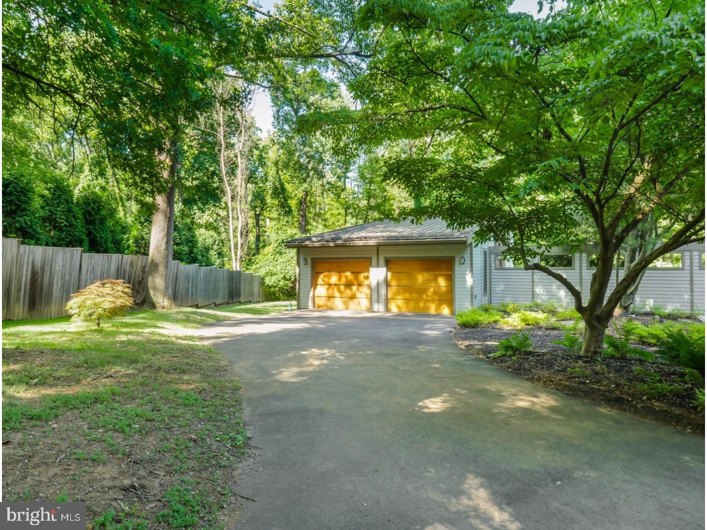 NEW HOPE HILLS - Residential