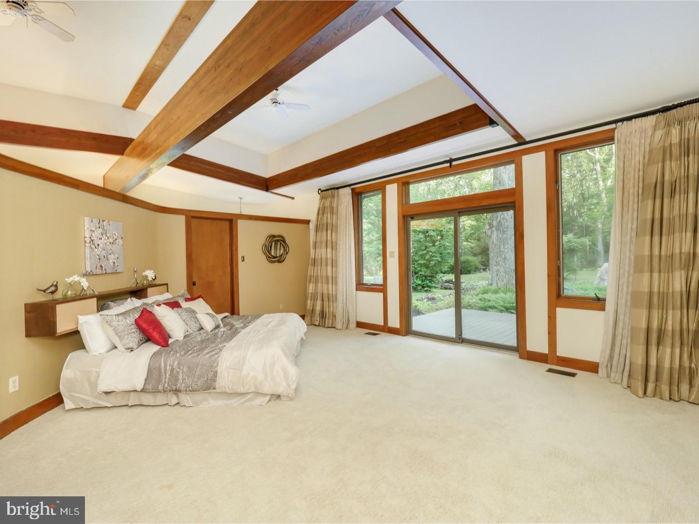 NEW HOPE HILLS - Residential