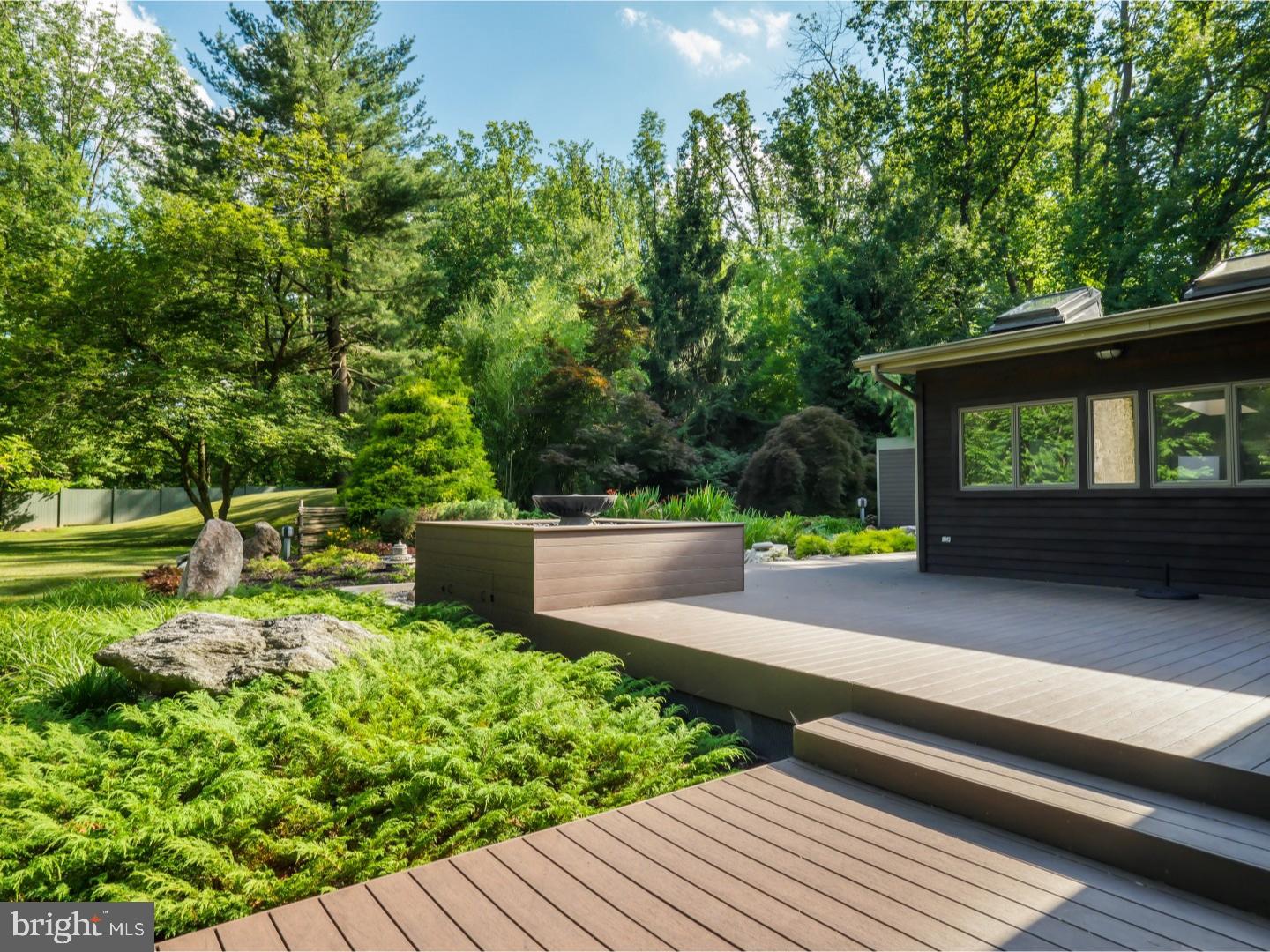 NEW HOPE HILLS - Residential