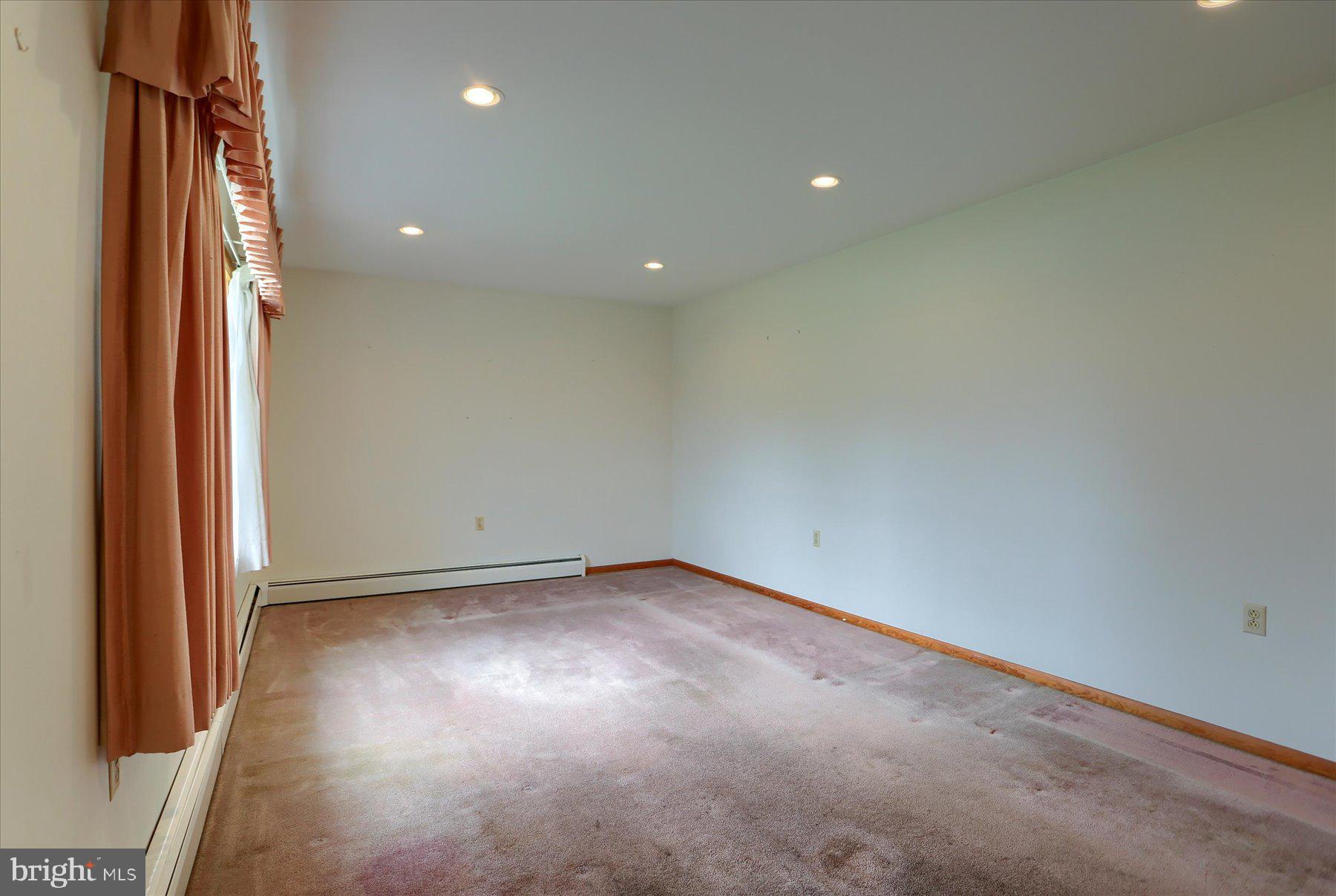 FORGE ROAD ACRES - Residential