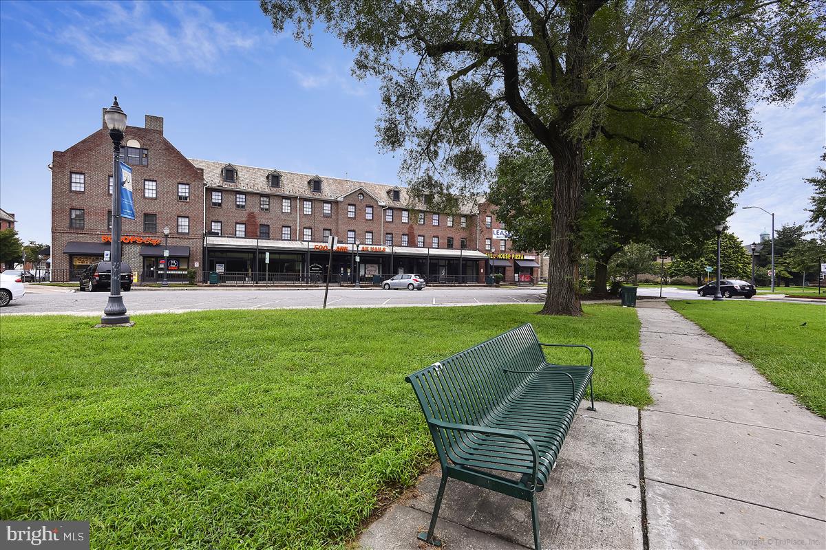 DUNDALK VILLAGE - Residential