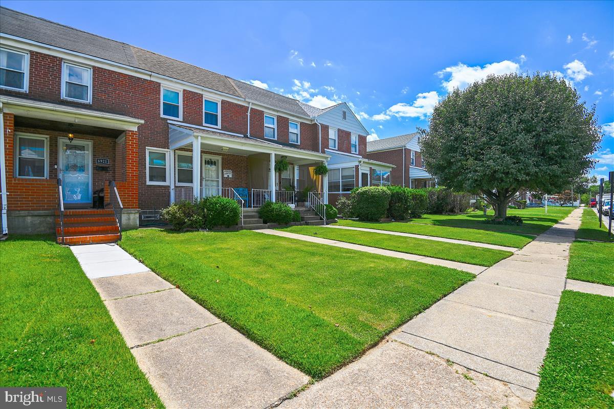 DUNDALK VILLAGE - Residential