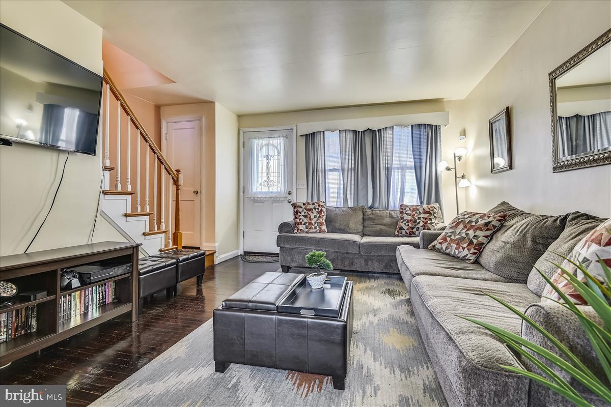 DUNDALK VILLAGE - Residential