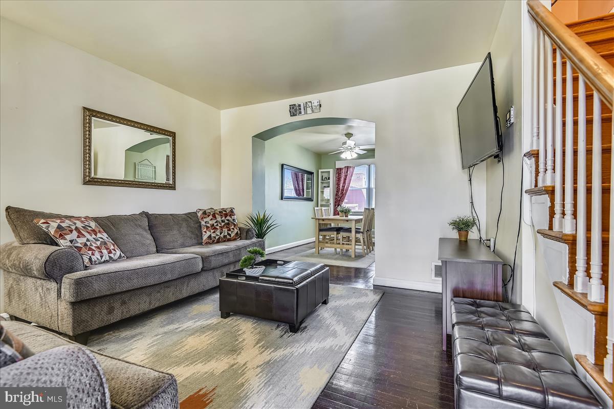 DUNDALK VILLAGE - Residential