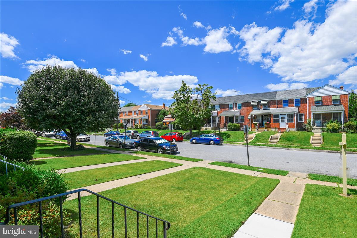 DUNDALK VILLAGE - Residential