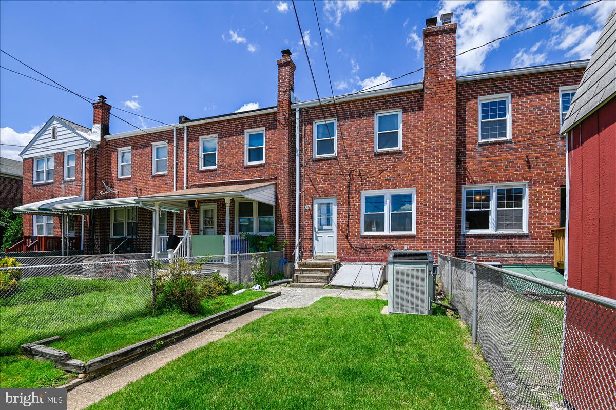 DUNDALK VILLAGE - Residential