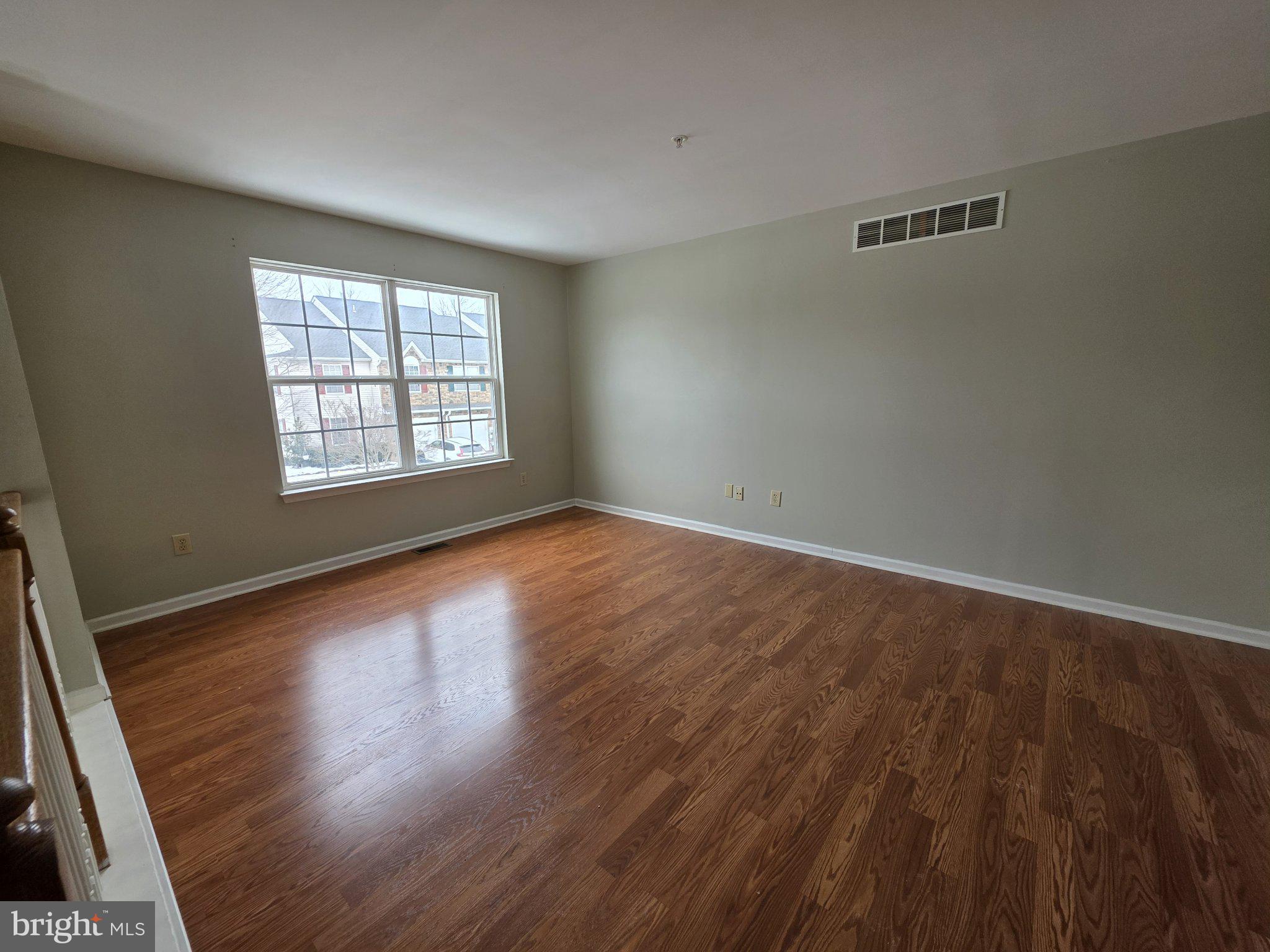 347 GLENN ROSE CIRCLE