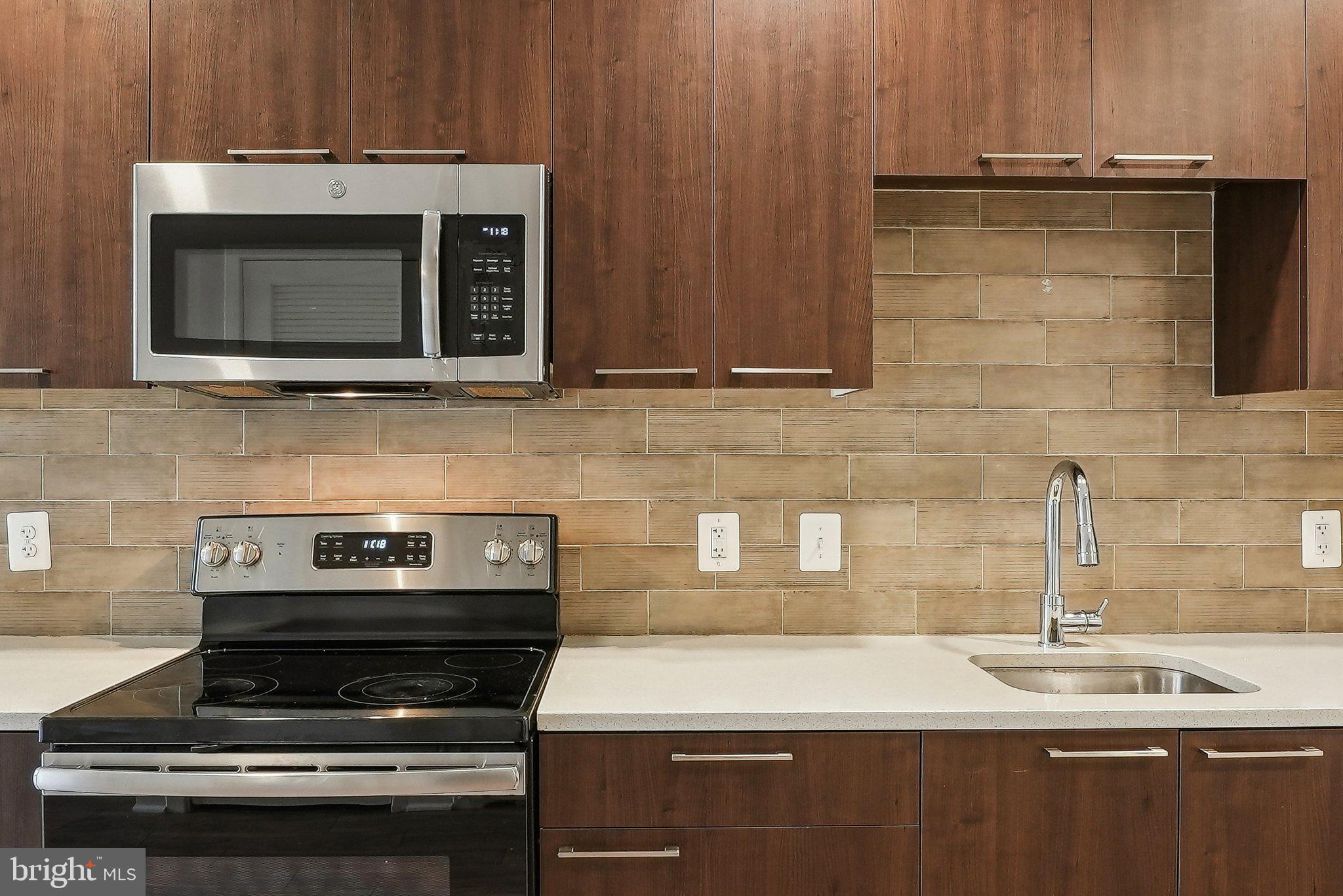 TRAFALGAR FLATS - Residential