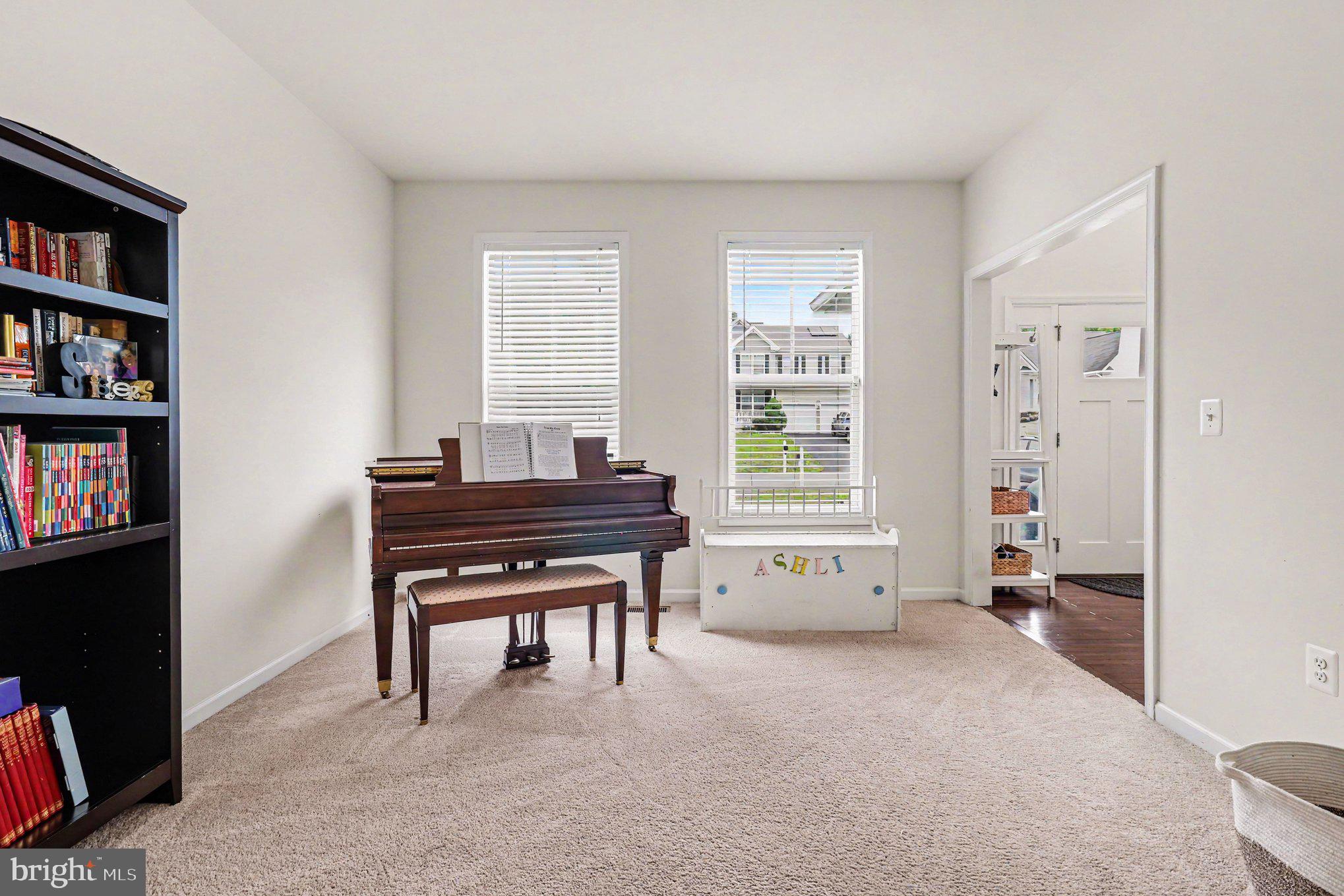 EDGEWOOD - Residential