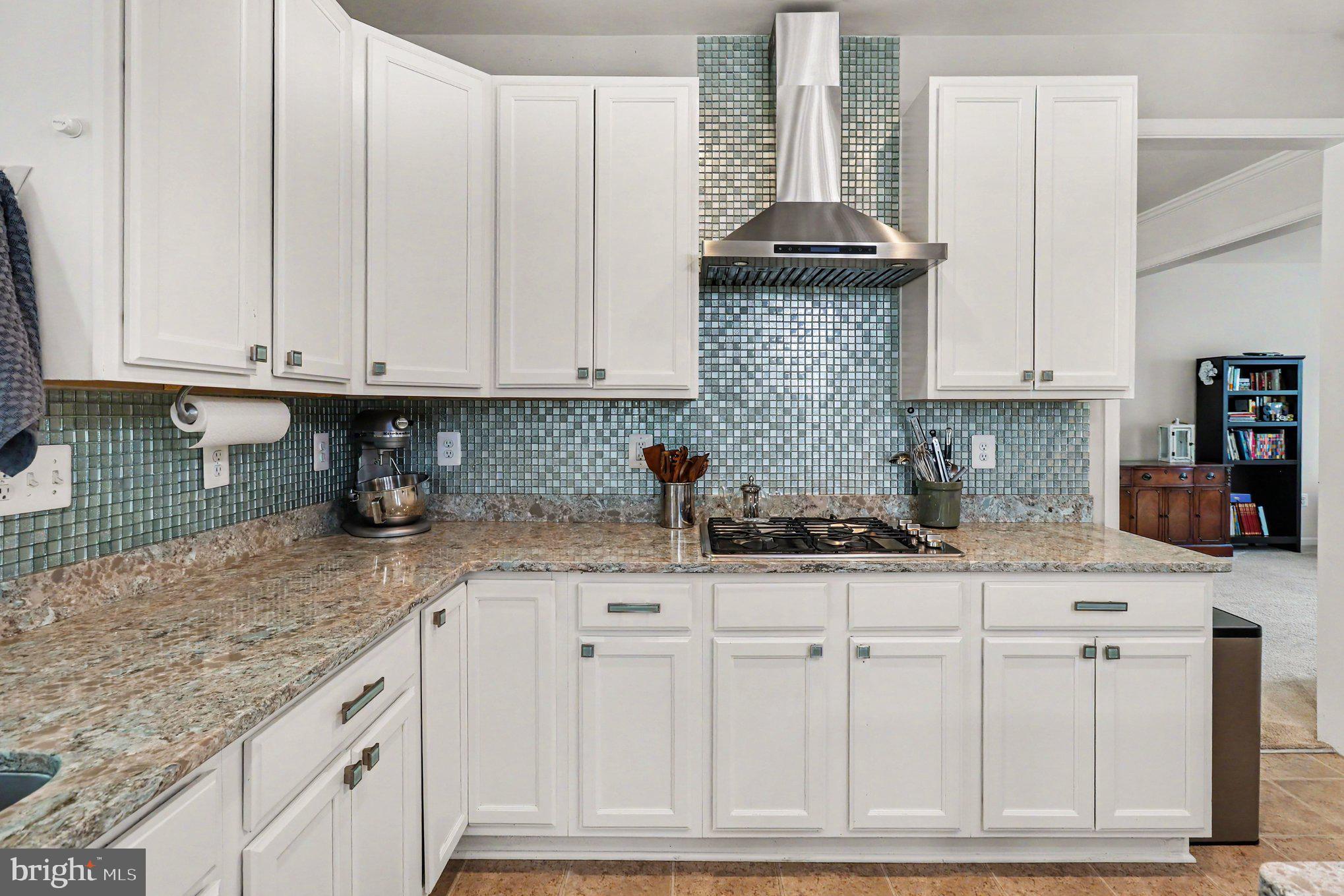 EDGEWOOD - Residential