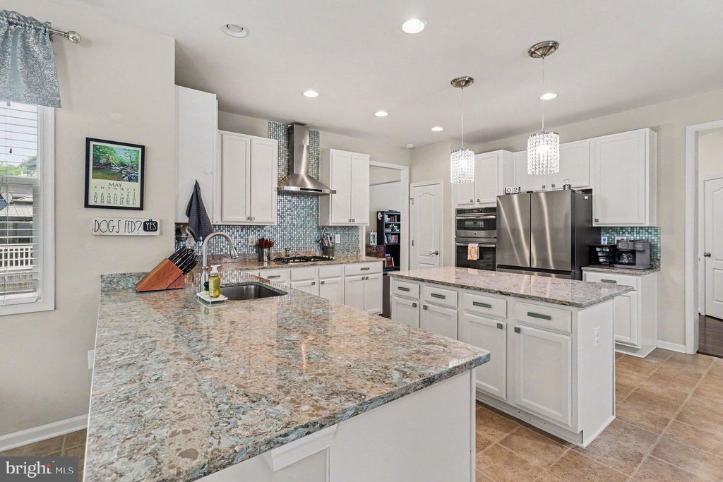 Photo of 2446 Towering Oak Court, LOCUST GROVE, VA 22508 (MLS # VAOR2014108)