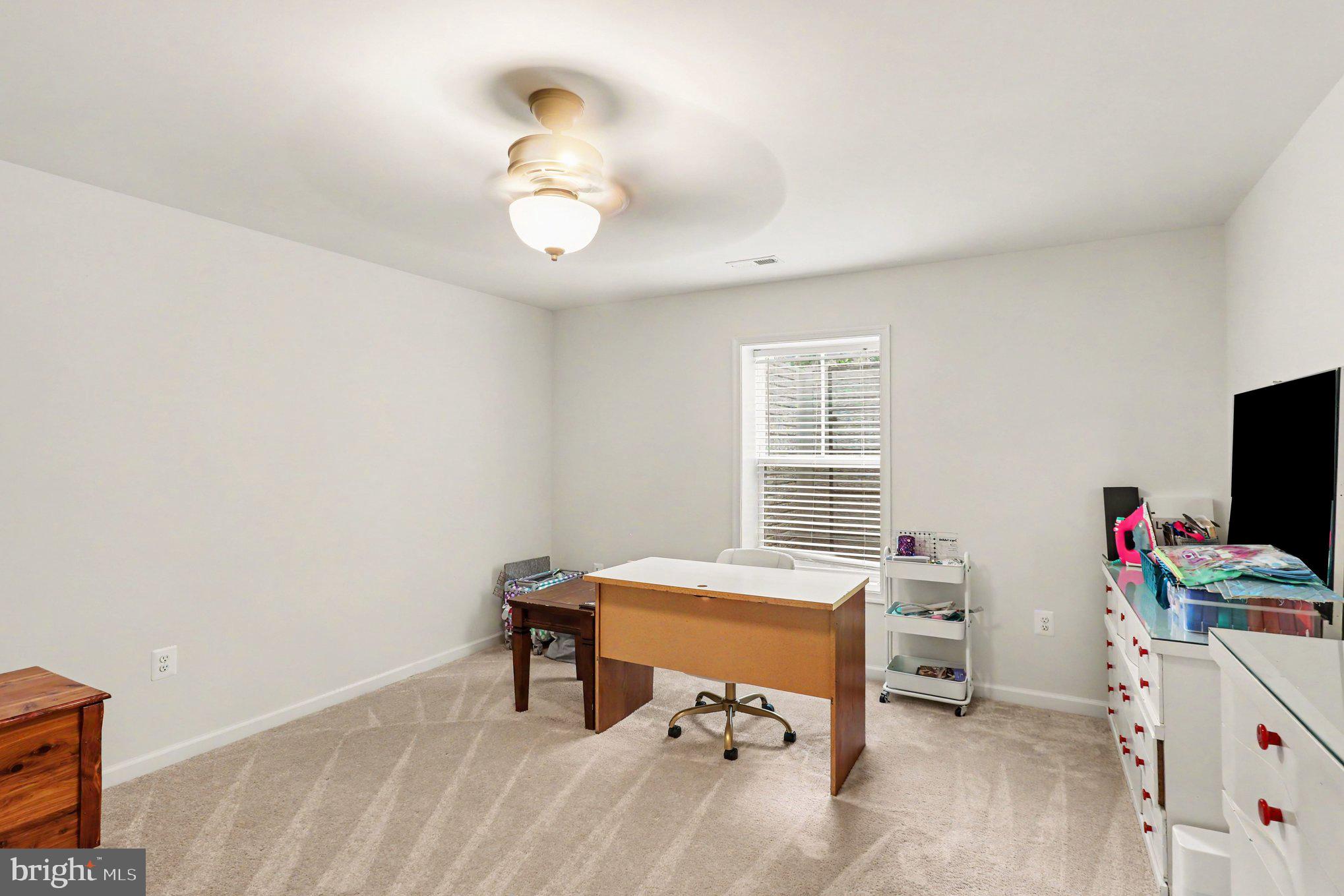 EDGEWOOD - Residential