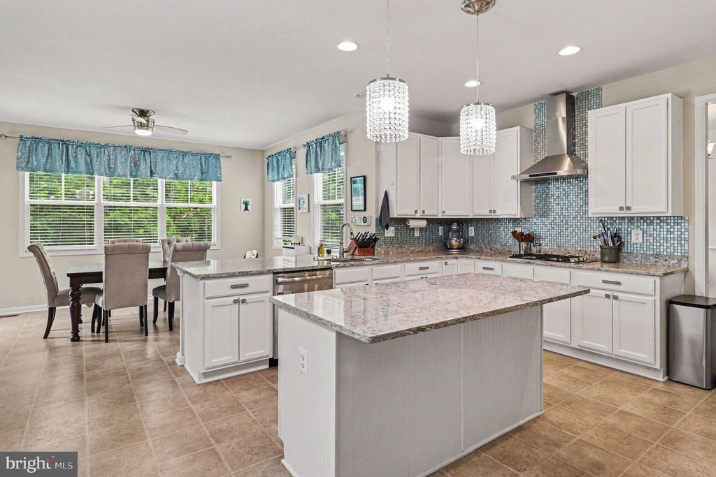 Photo of 2446 Towering Oak Court, LOCUST GROVE, VA 22508 (MLS # VAOR2014108)