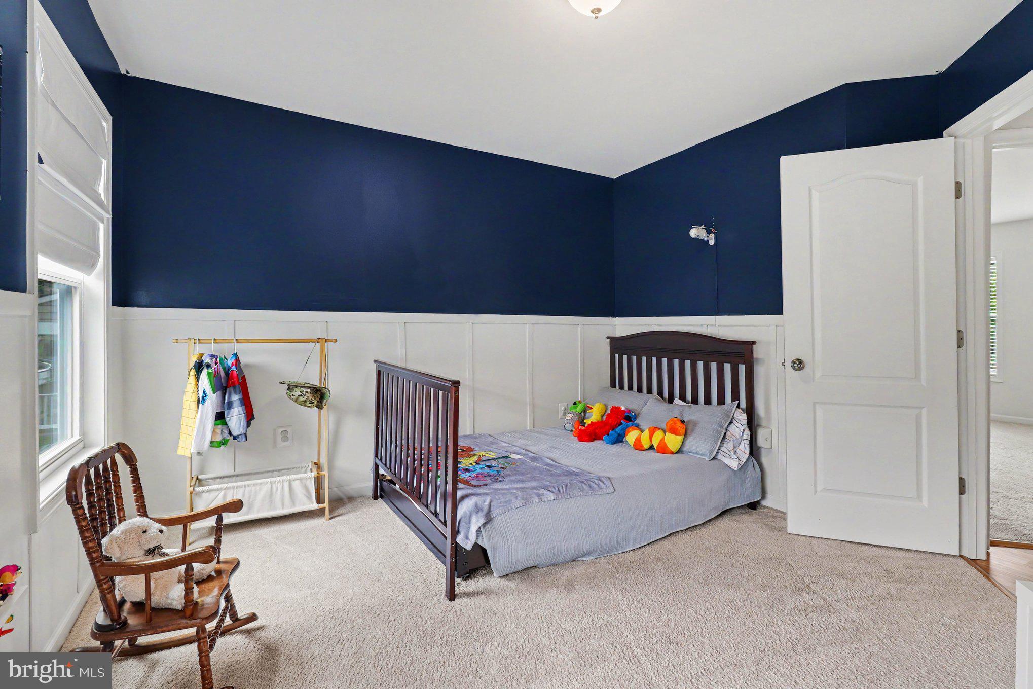 EDGEWOOD - Residential