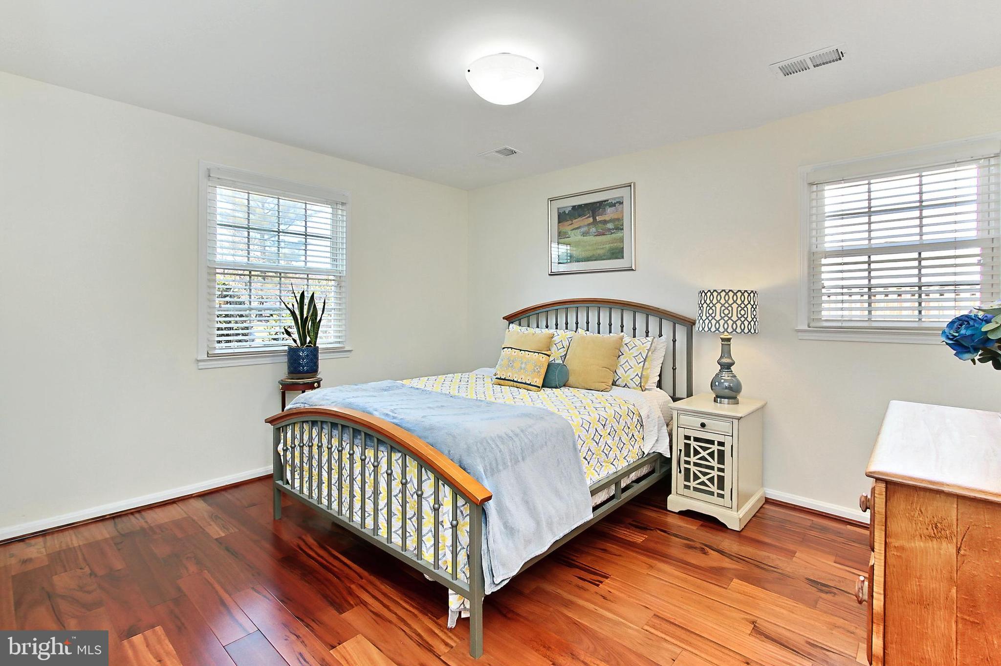 GREEN MEADOW - Residential