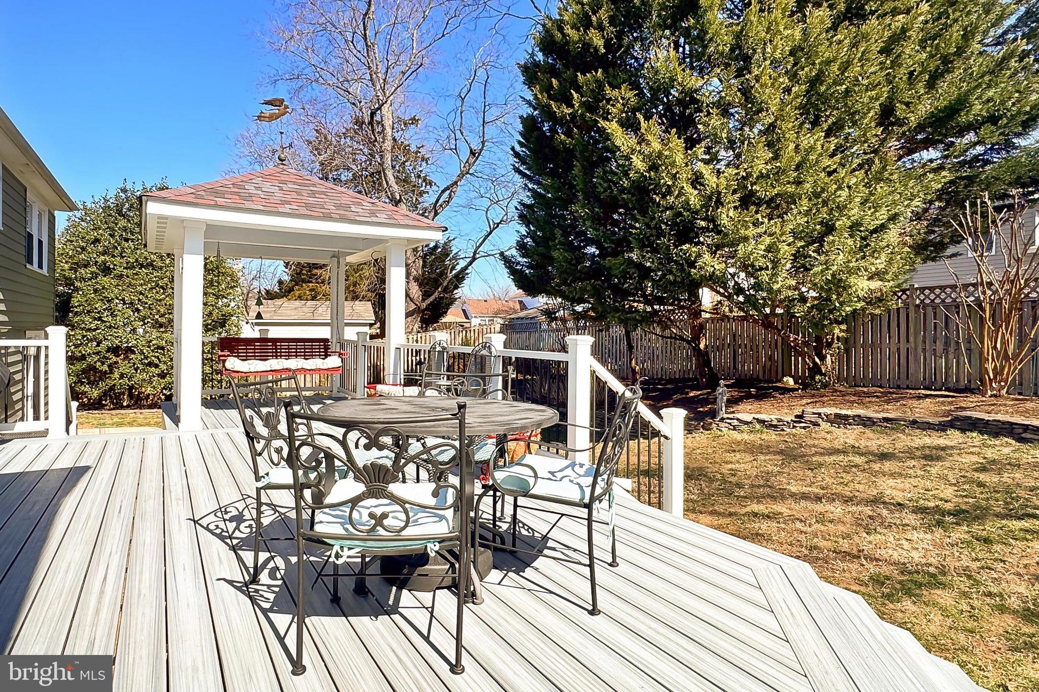 GREEN MEADOW - Residential